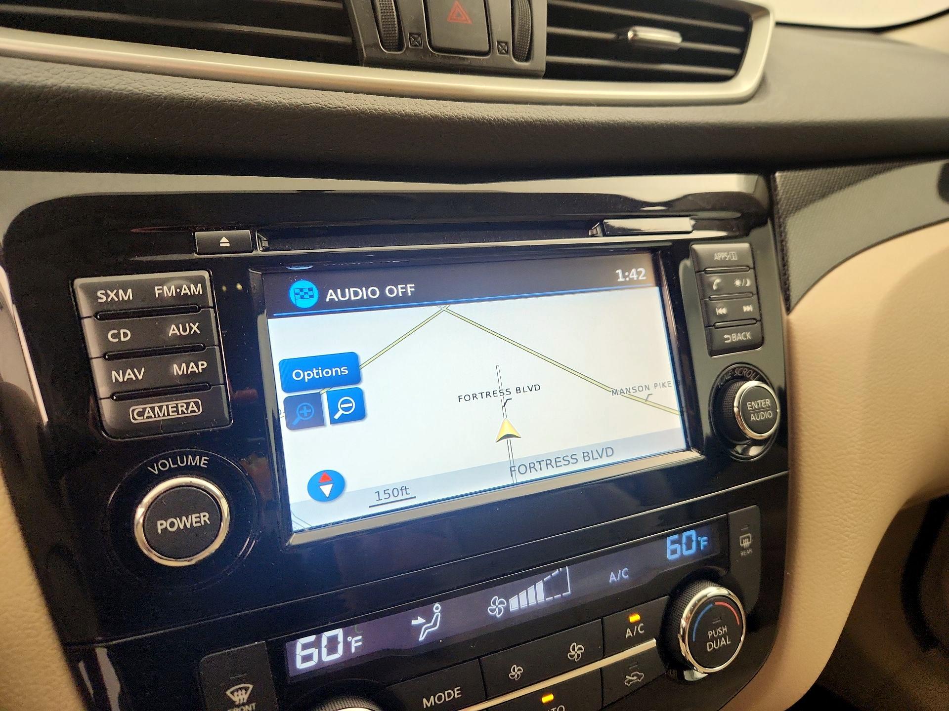 Thumbnail: 2015 Nissan Rogue - 14