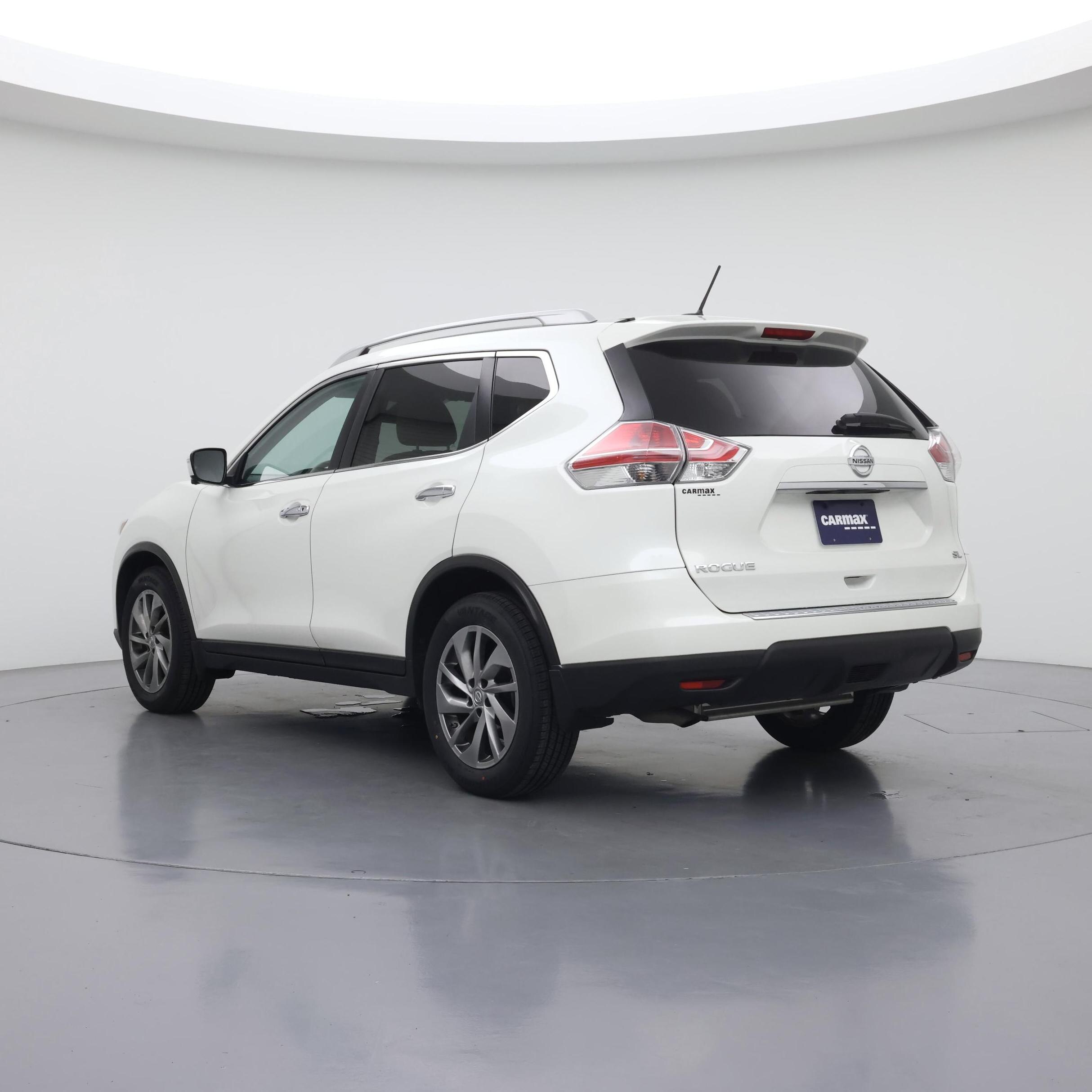Thumbnail: 2015 Nissan Rogue - 2