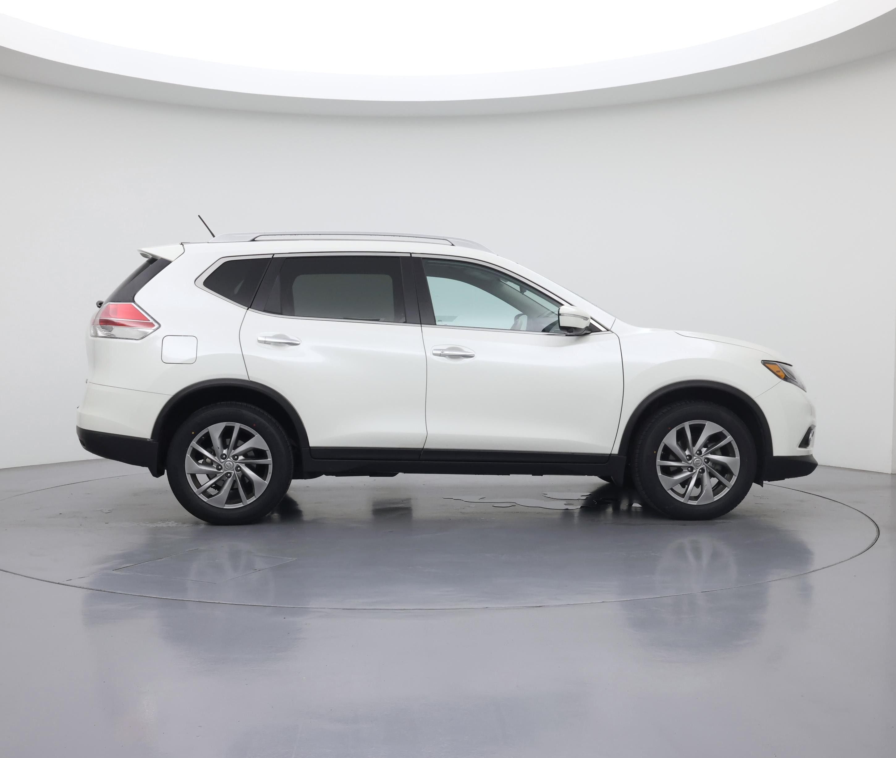 Thumbnail: 2015 Nissan Rogue - 7