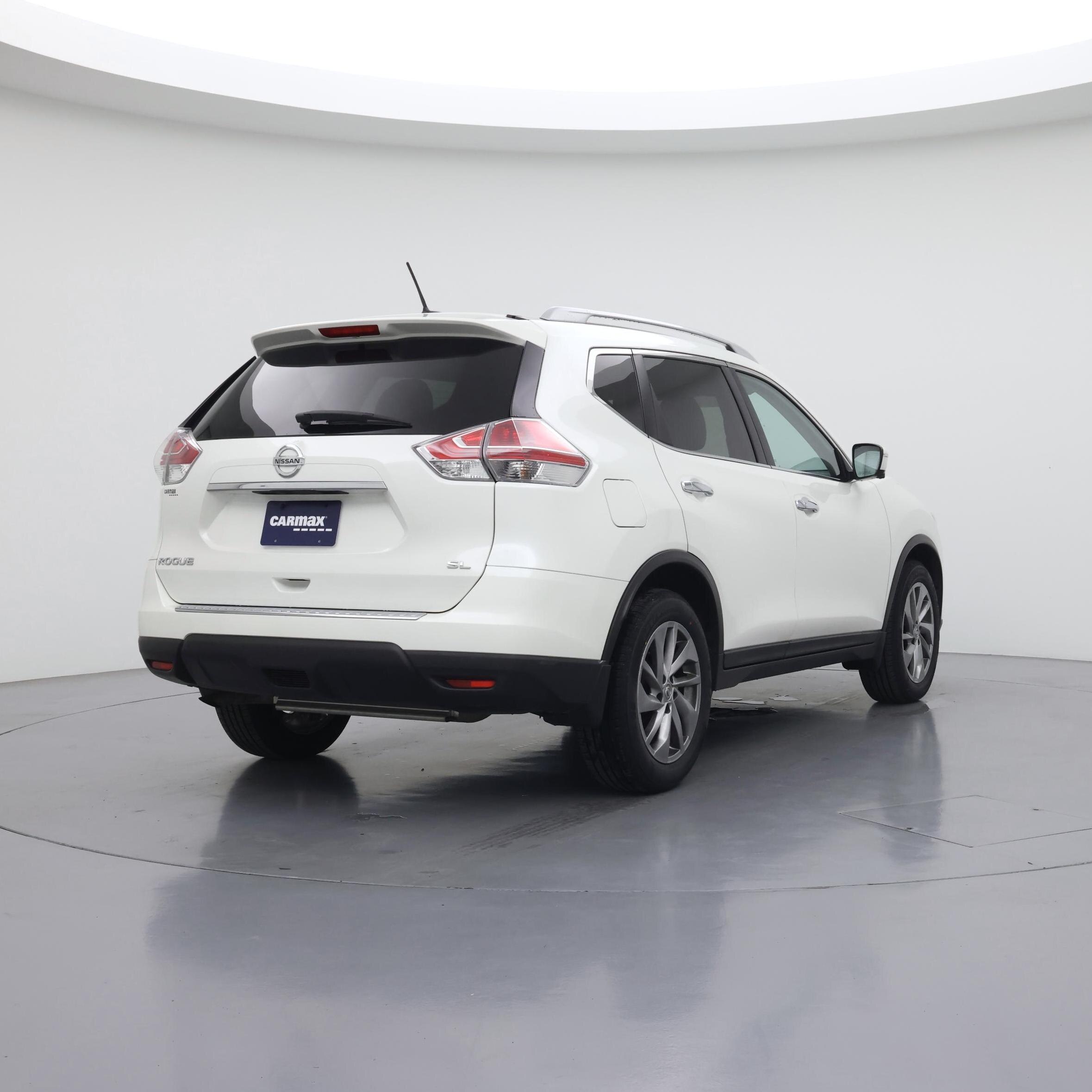 Thumbnail: 2015 Nissan Rogue - 8