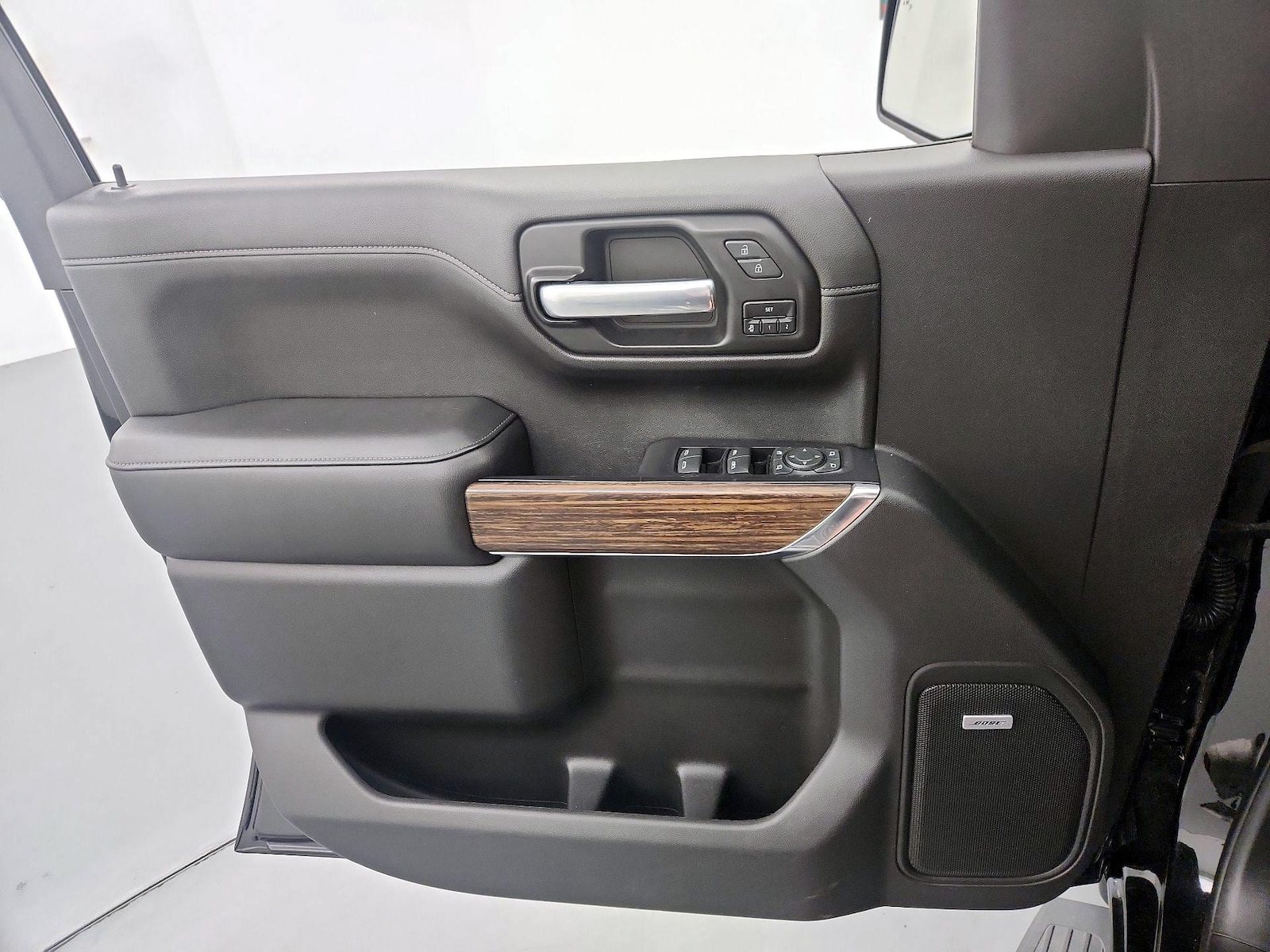 2020 Chevrolet Silverado 1500 High Country - Photo 13