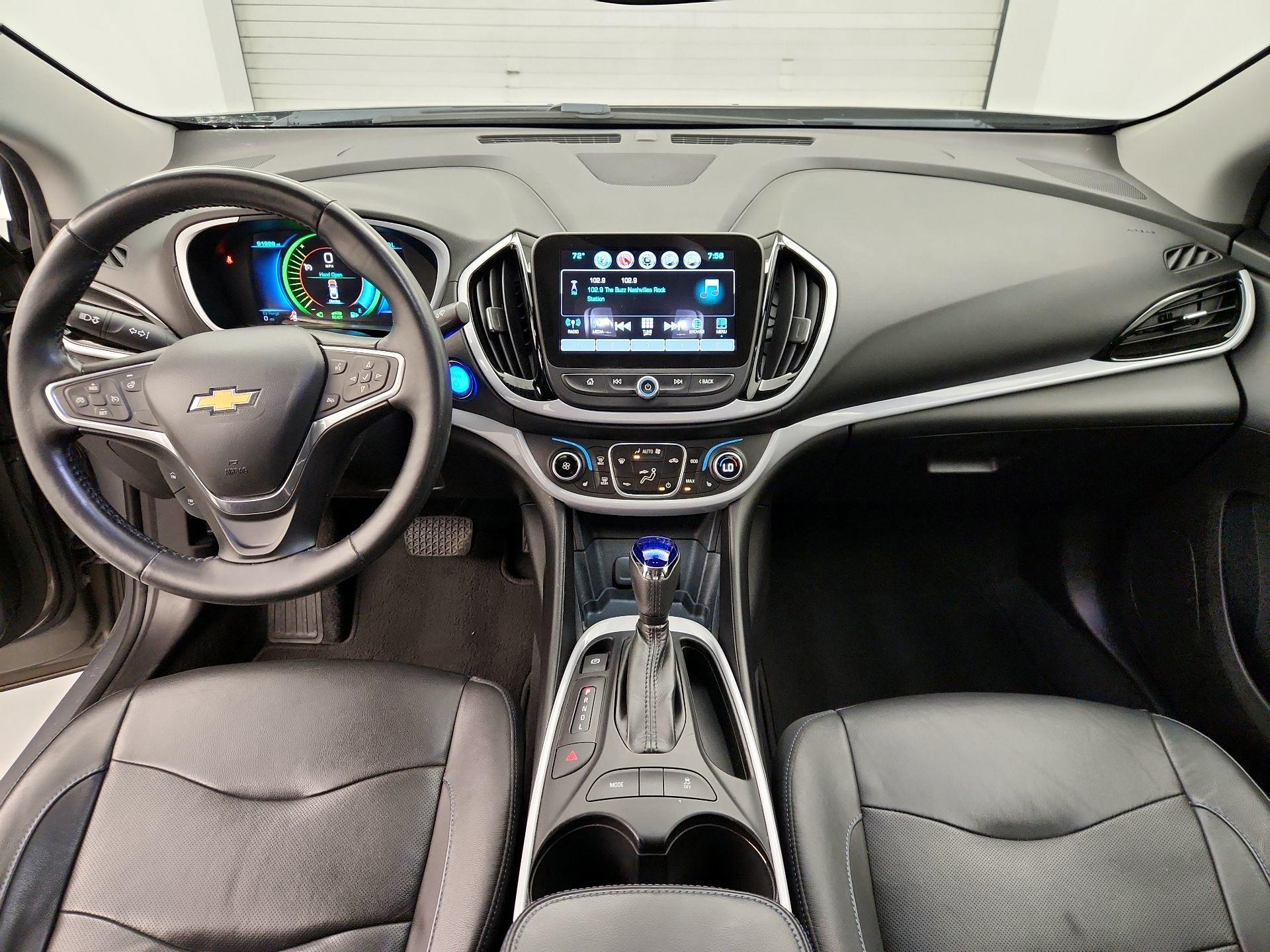 Thumbnail: 2017 Chevrolet Volt - 9