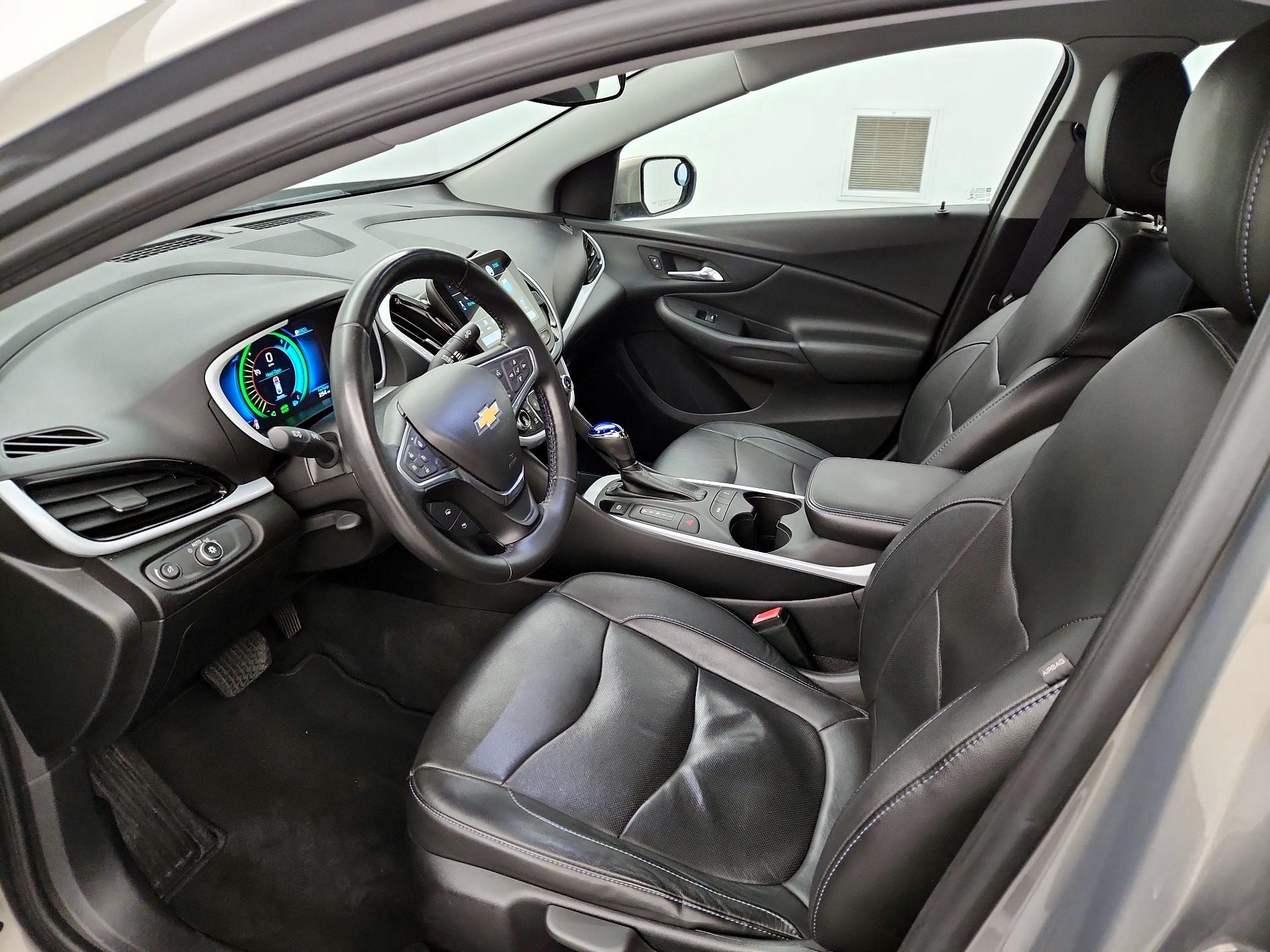 Thumbnail: 2017 Chevrolet Volt - 11