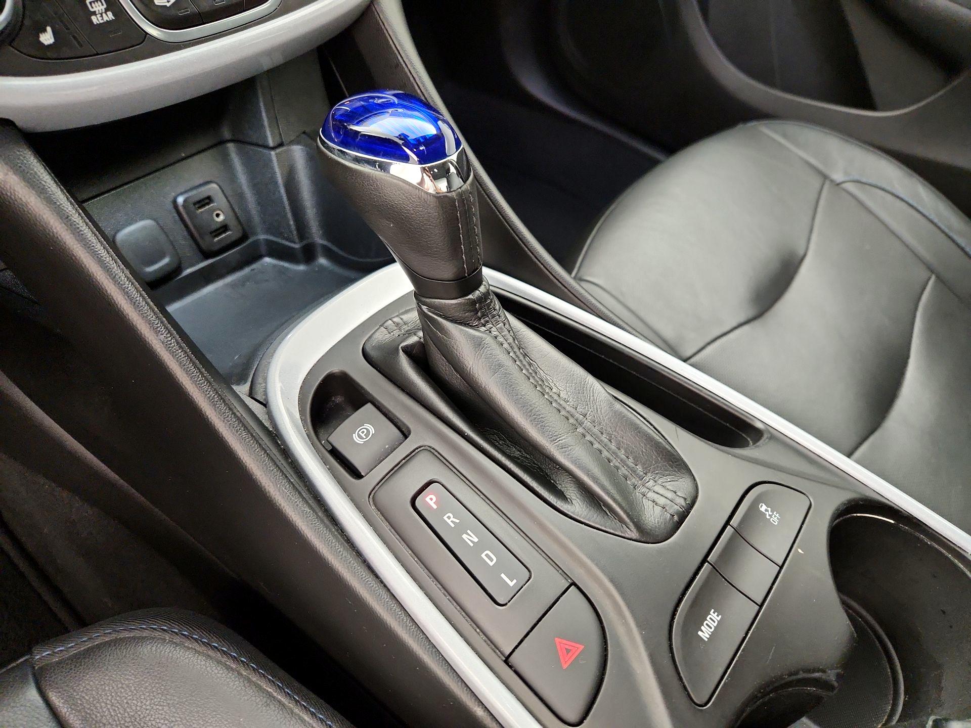 Thumbnail: 2017 Chevrolet Volt - 17