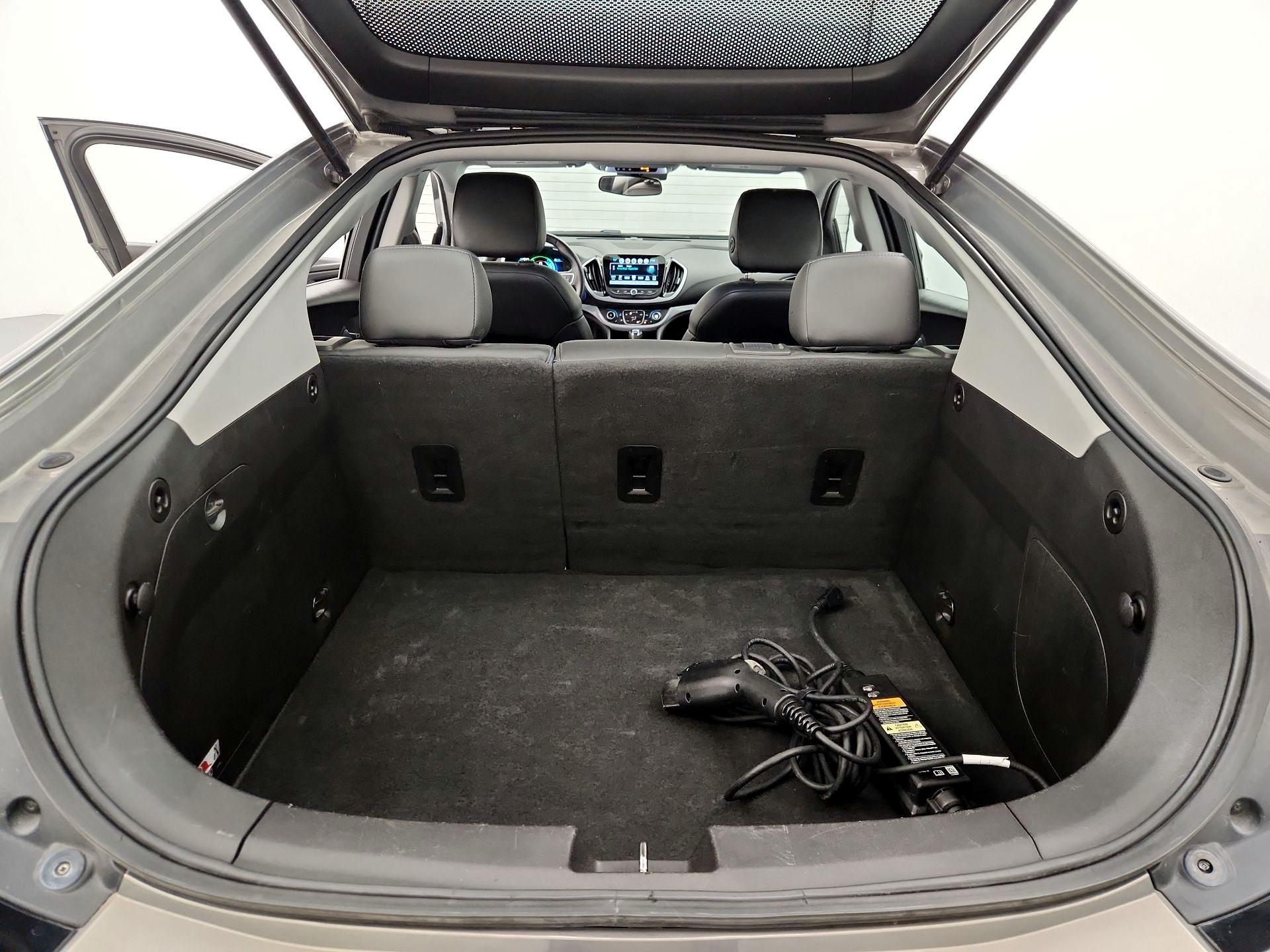 Thumbnail: 2017 Chevrolet Volt - 20