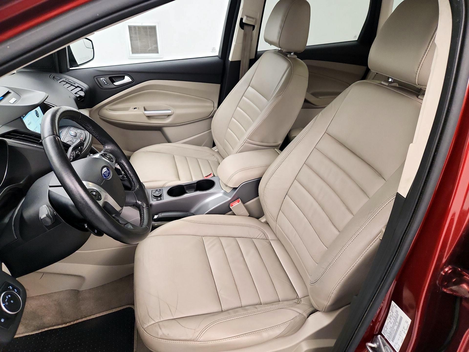 Thumbnail: 2016 Ford Escape - 11