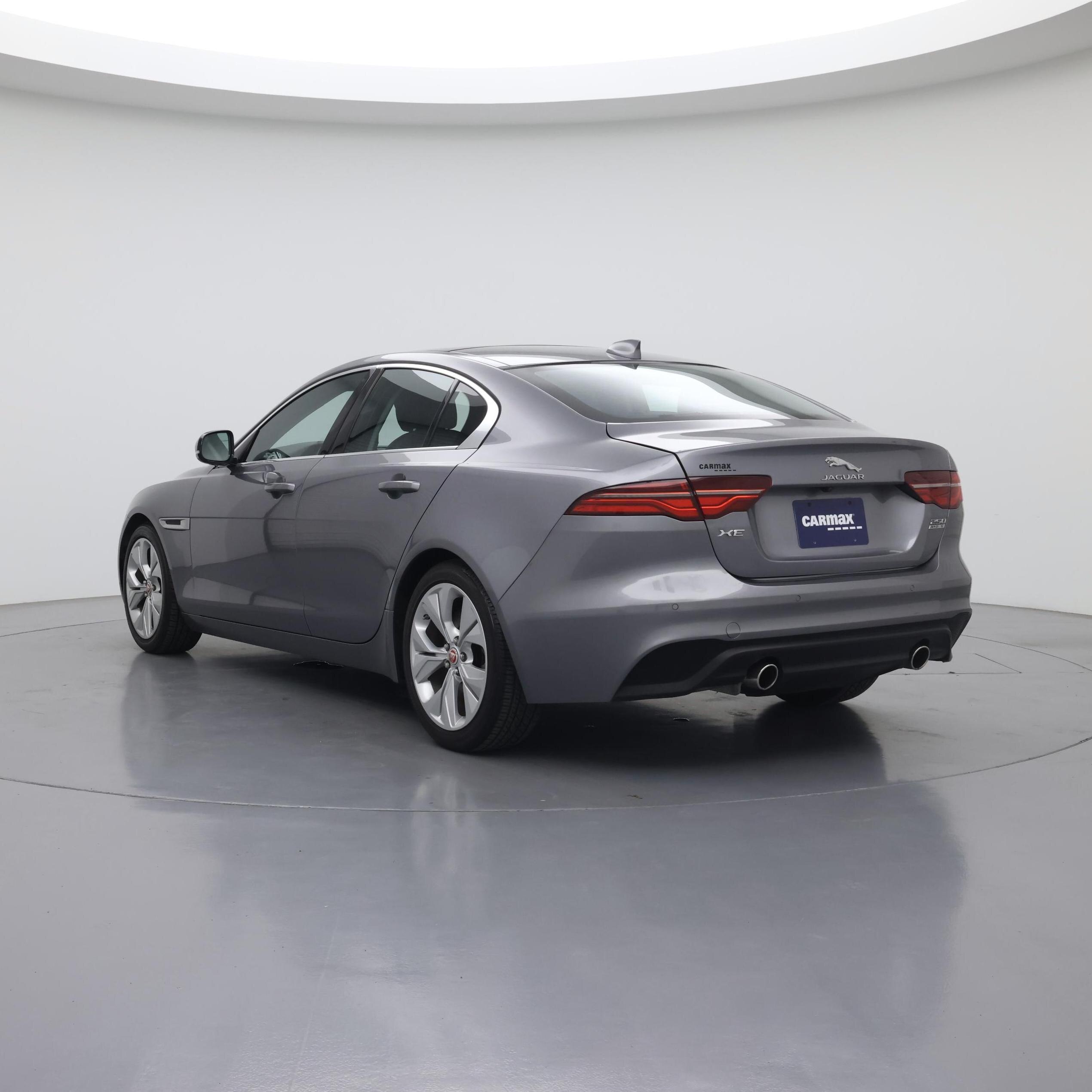 Thumbnail: 2020 Jaguar XE - 2