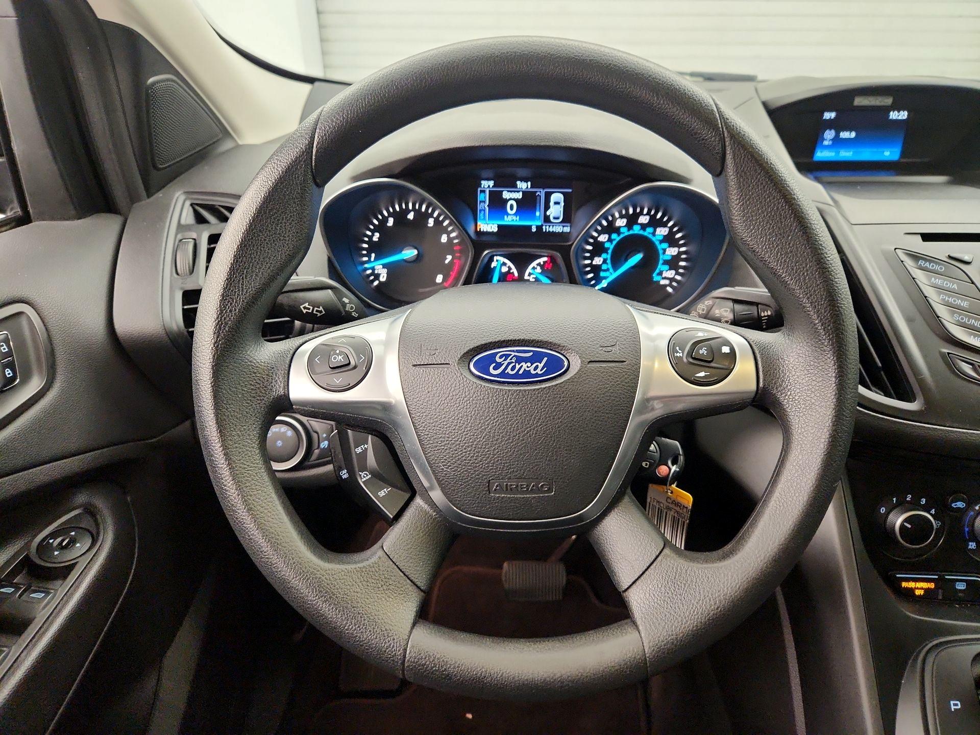Thumbnail: 2016 Ford Escape - 10