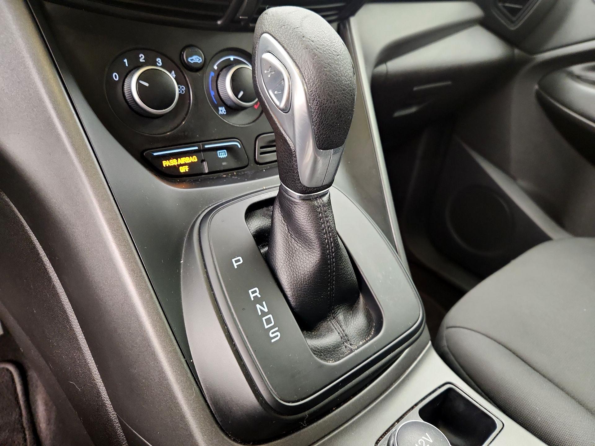 Thumbnail: 2016 Ford Escape - 17