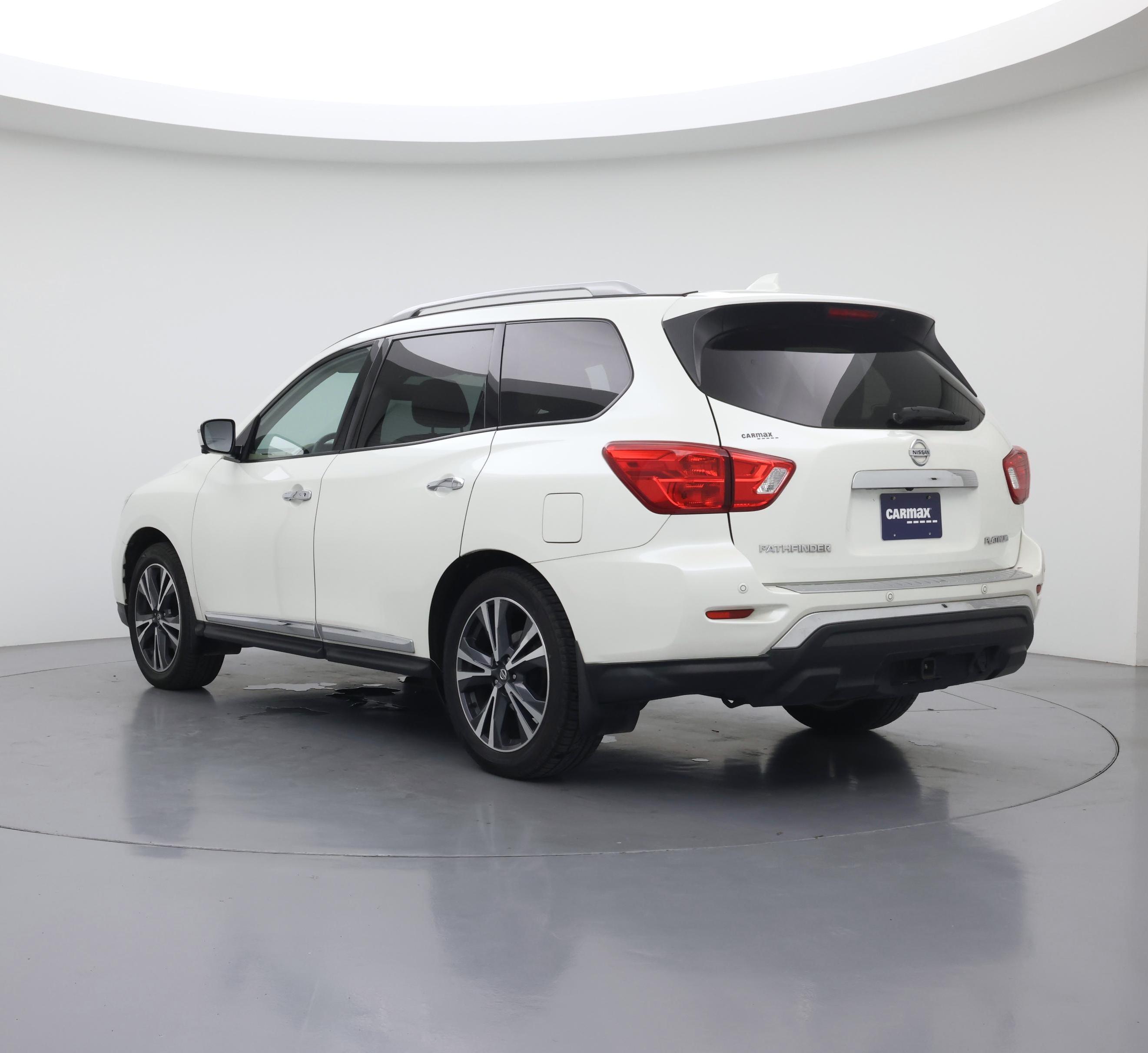 Thumbnail: 2020 Nissan Pathfinder - 2