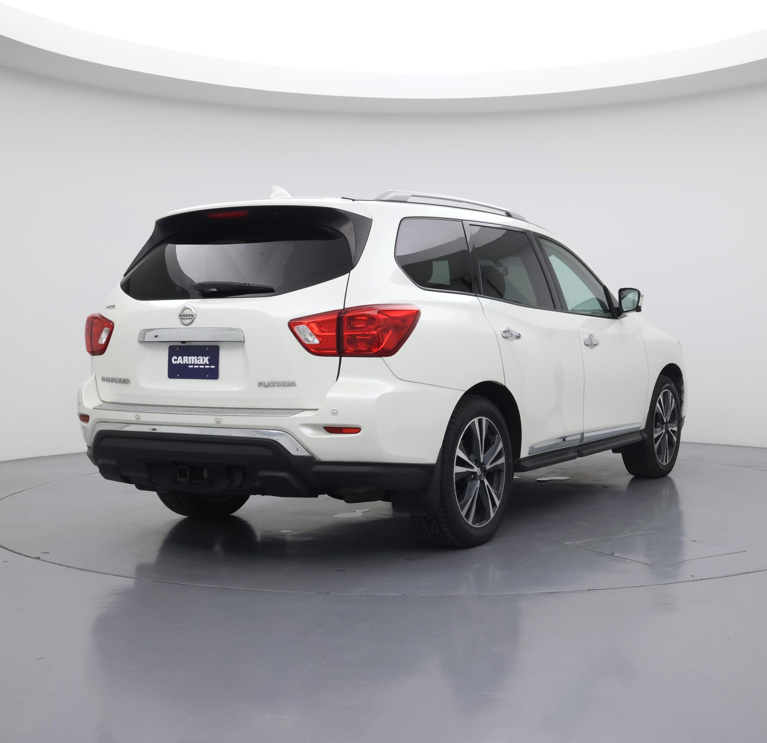 Thumbnail: 2020 Nissan Pathfinder - 8