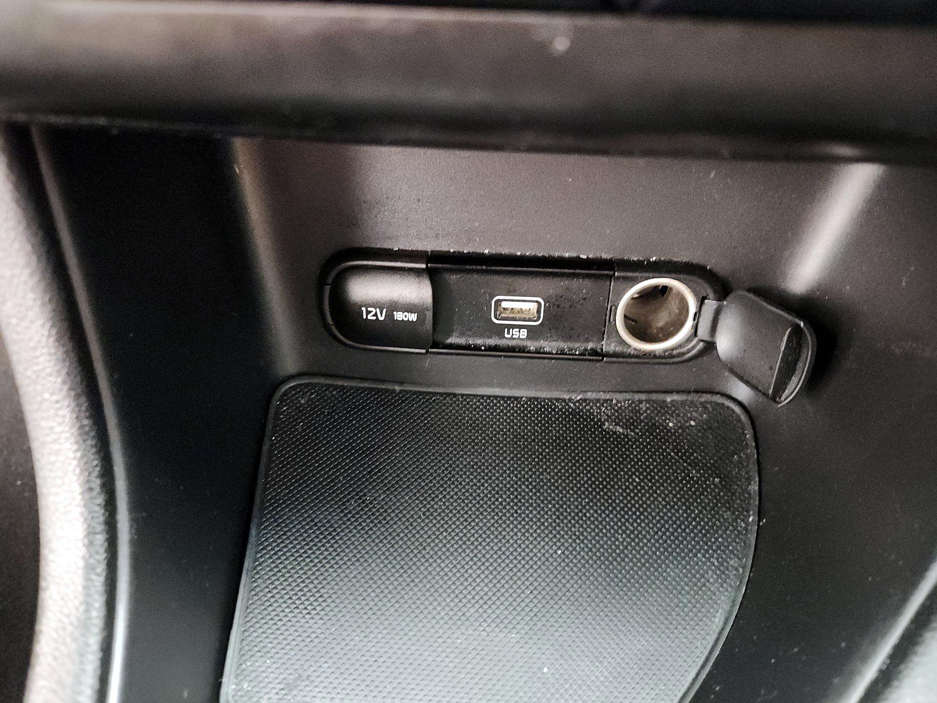 Thumbnail: 2021 Kia Sportage - 18