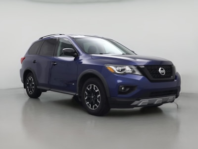 2020 Nissan Pathfinder SV