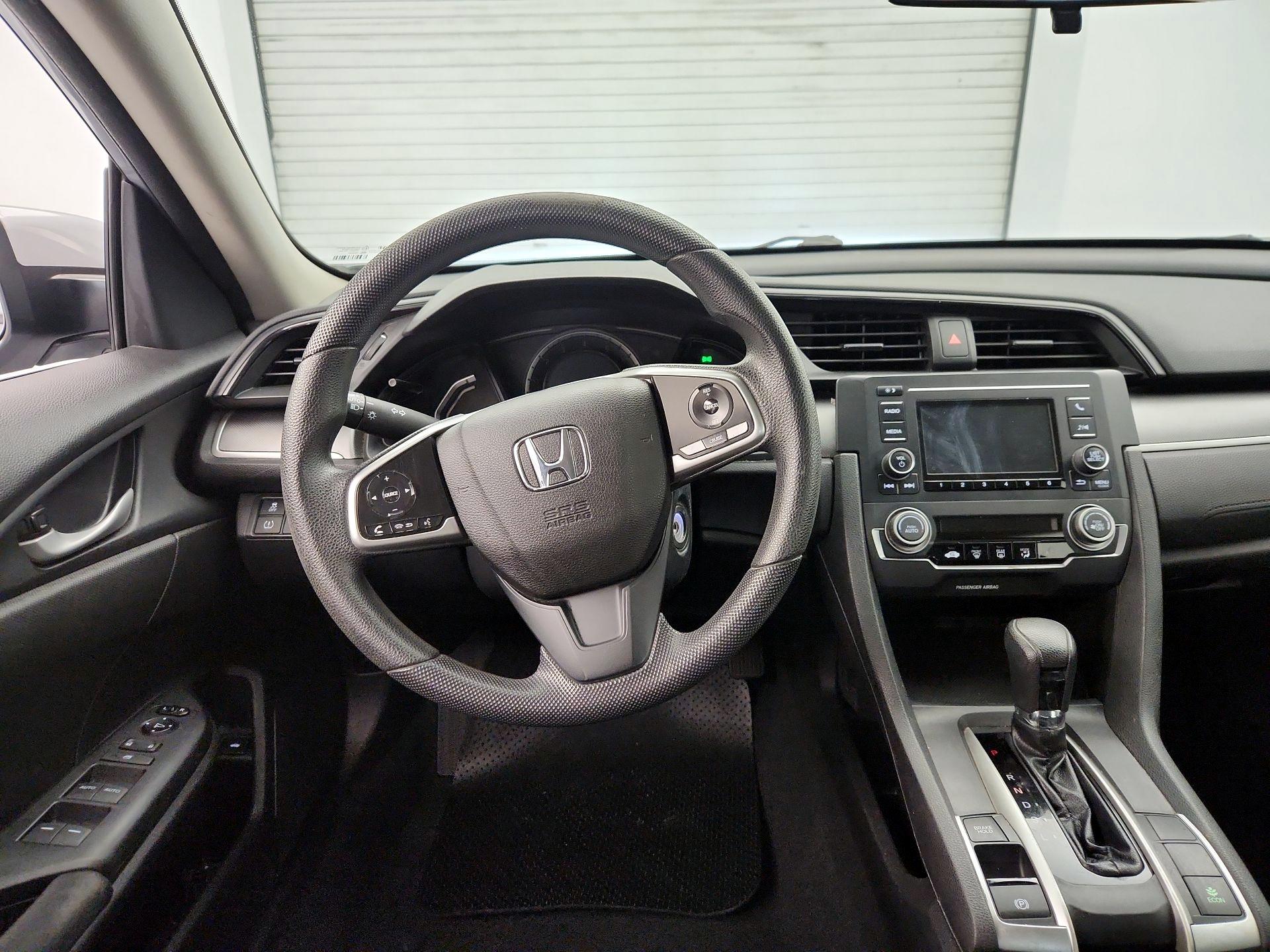 Thumbnail: 2017 Honda Civic - 10