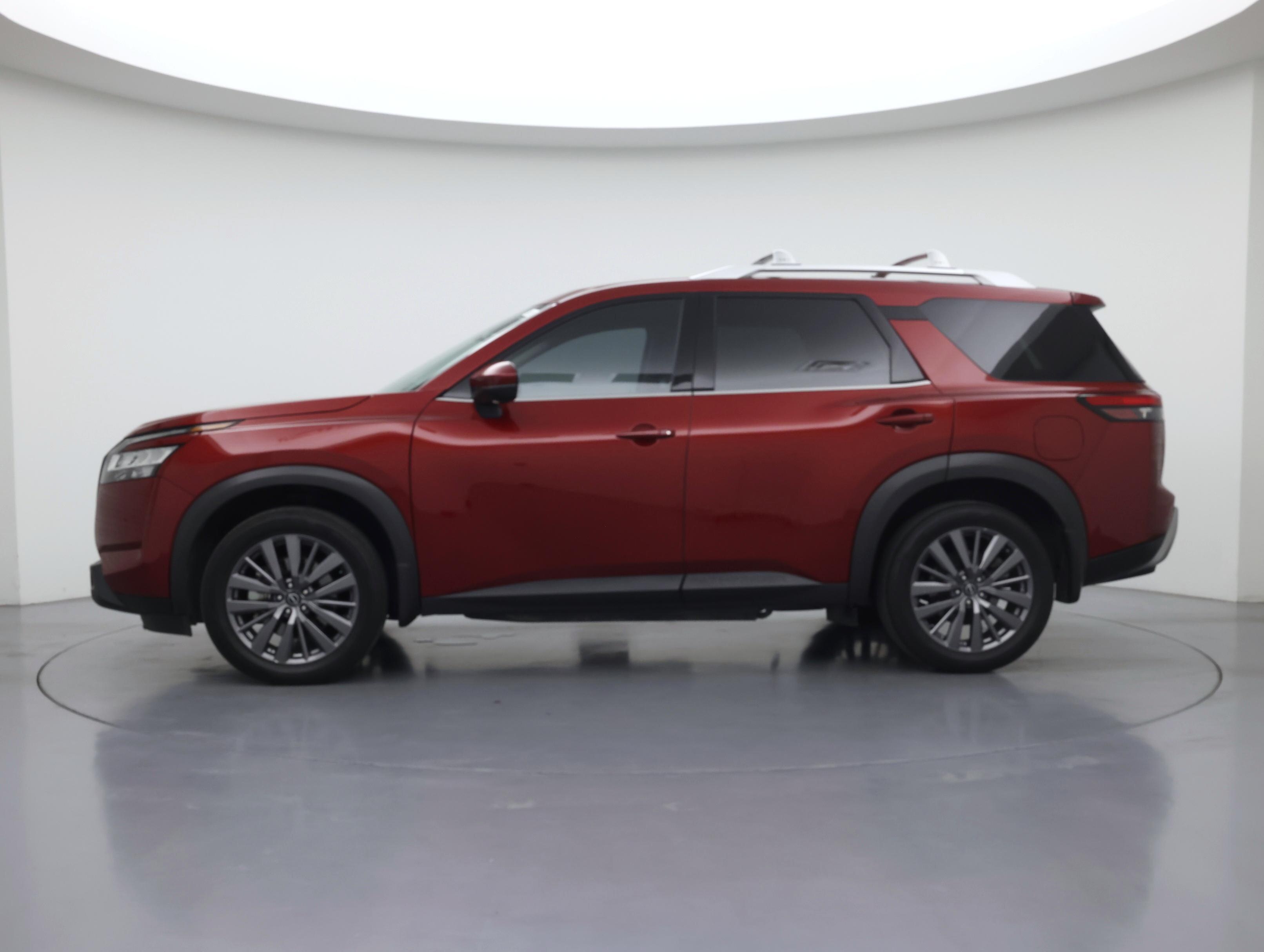 Thumbnail: 2024 Nissan Pathfinder - 3