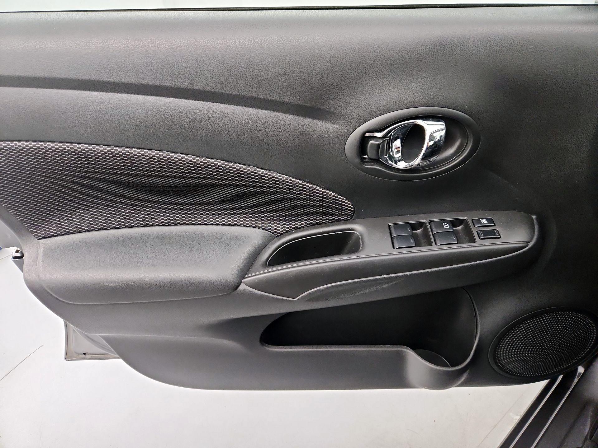 Thumbnail: 2018 Nissan Versa - 12