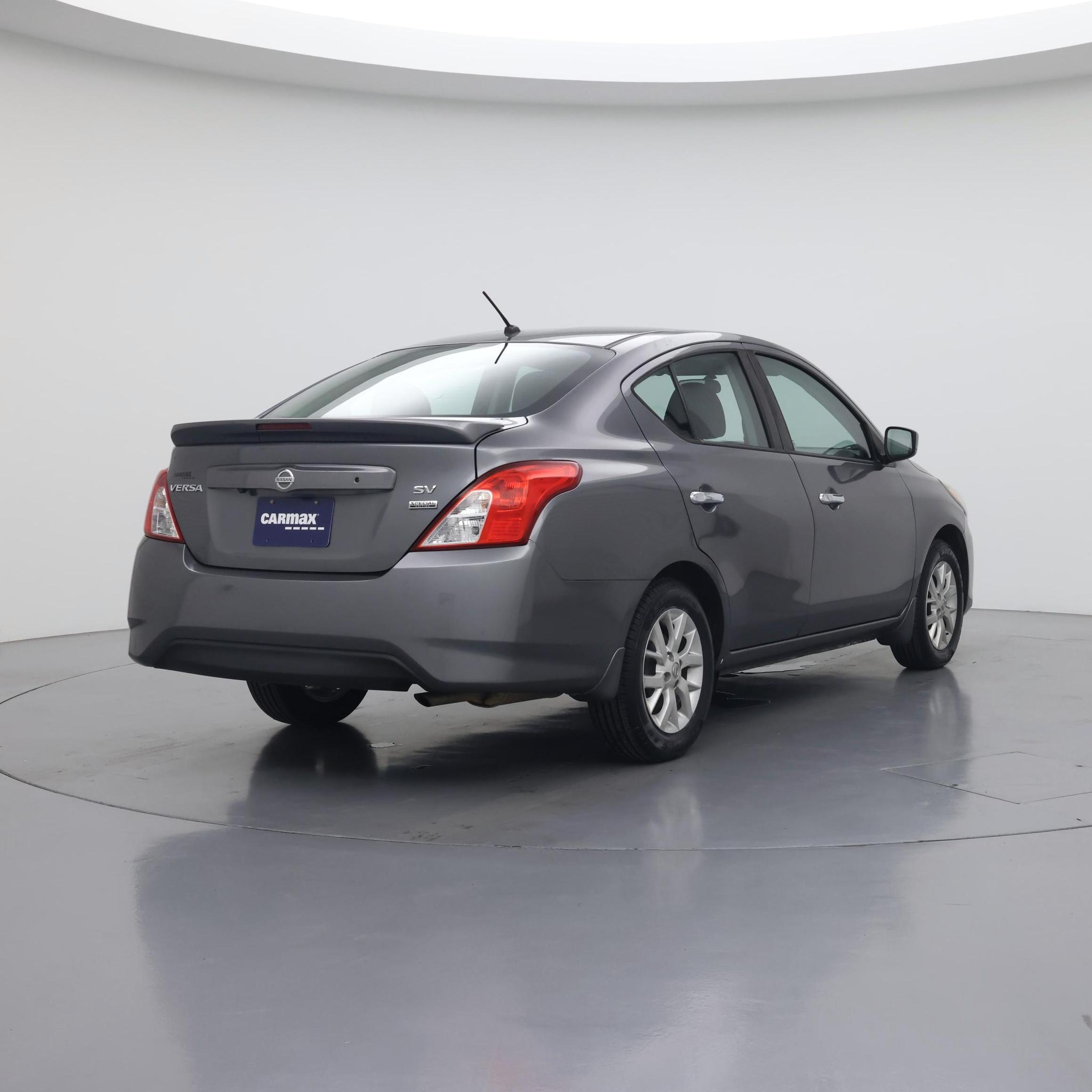 Thumbnail: 2018 Nissan Versa - 8