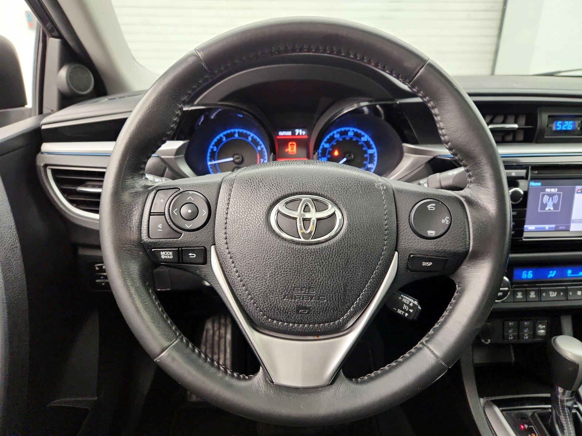 Thumbnail: 2014 Toyota Corolla - 10