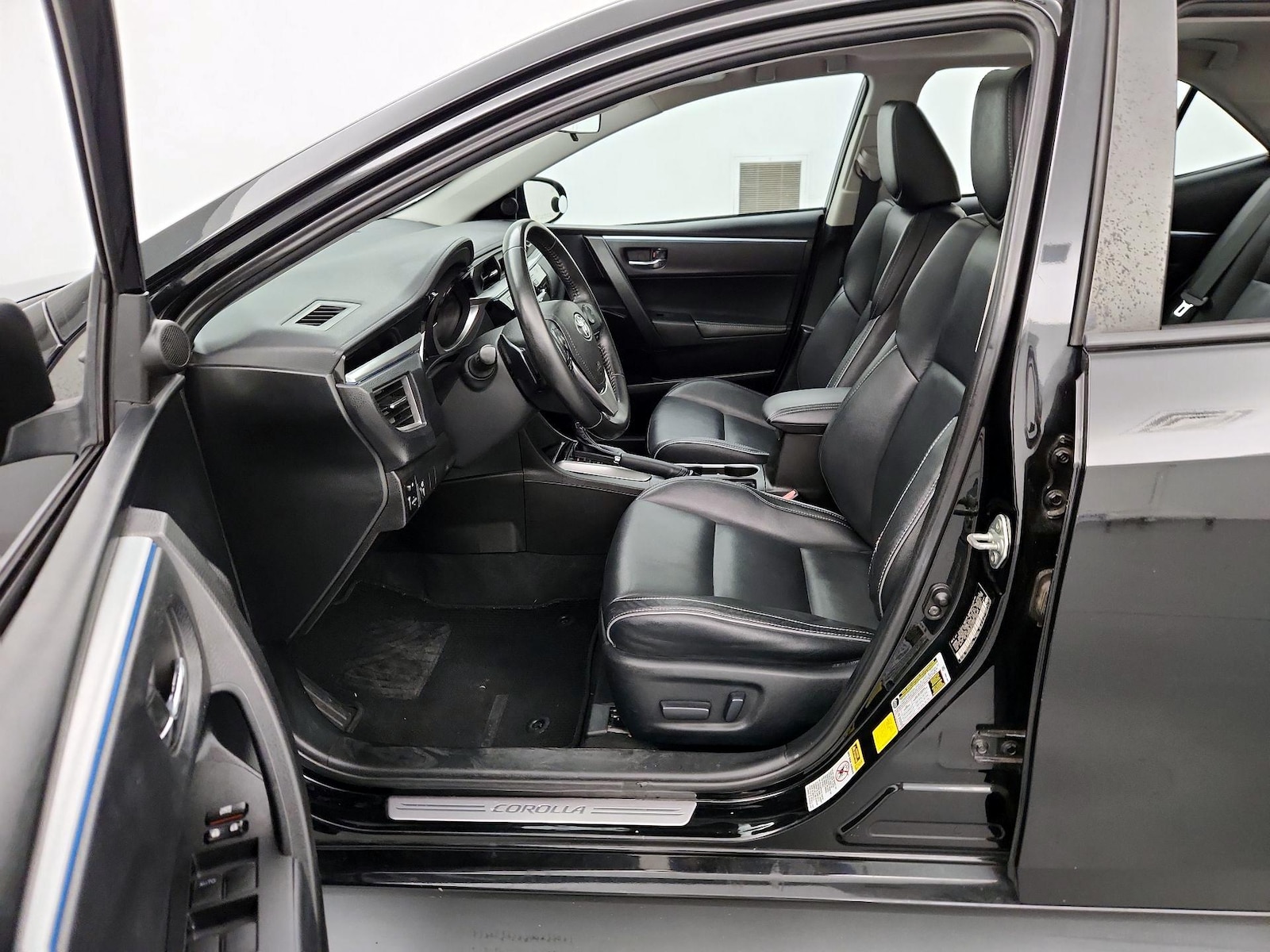 2014 Toyota Corolla S Premium - Photo 12