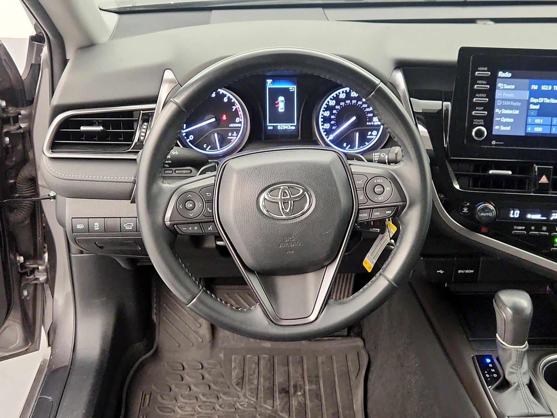 Thumbnail: 2023 Toyota Camry - 10