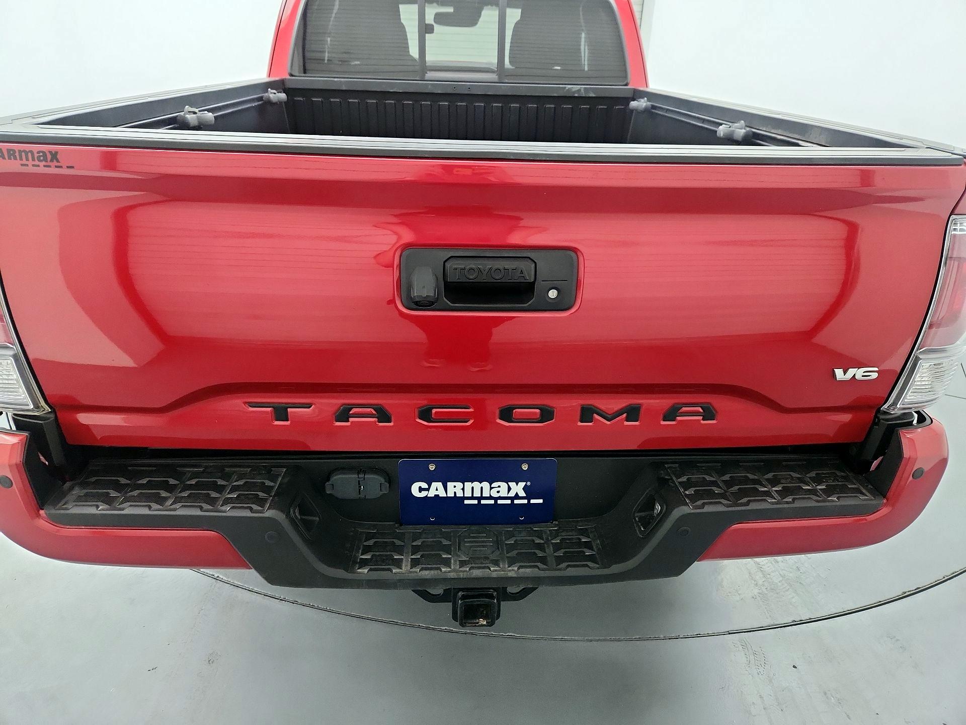 Thumbnail: 2021 Toyota Tacoma - 20