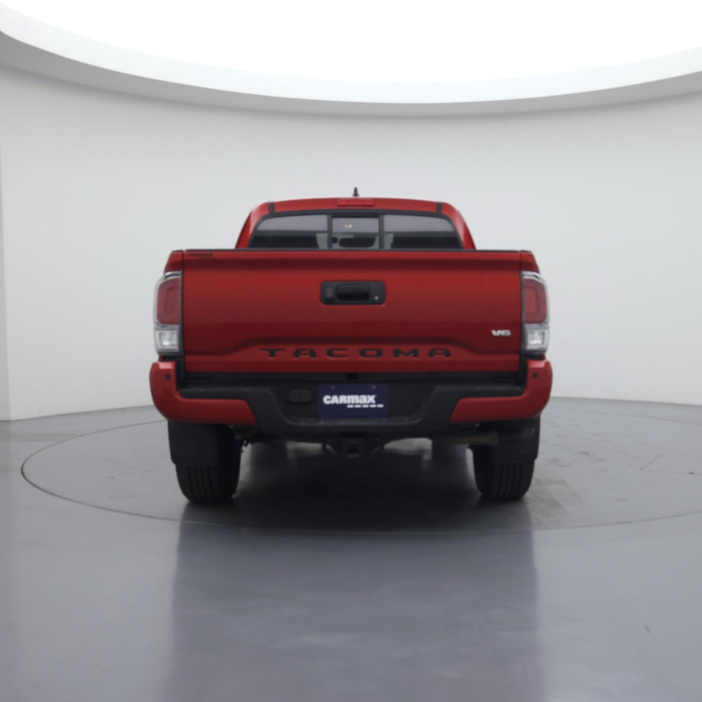 Thumbnail: 2021 Toyota Tacoma - 6