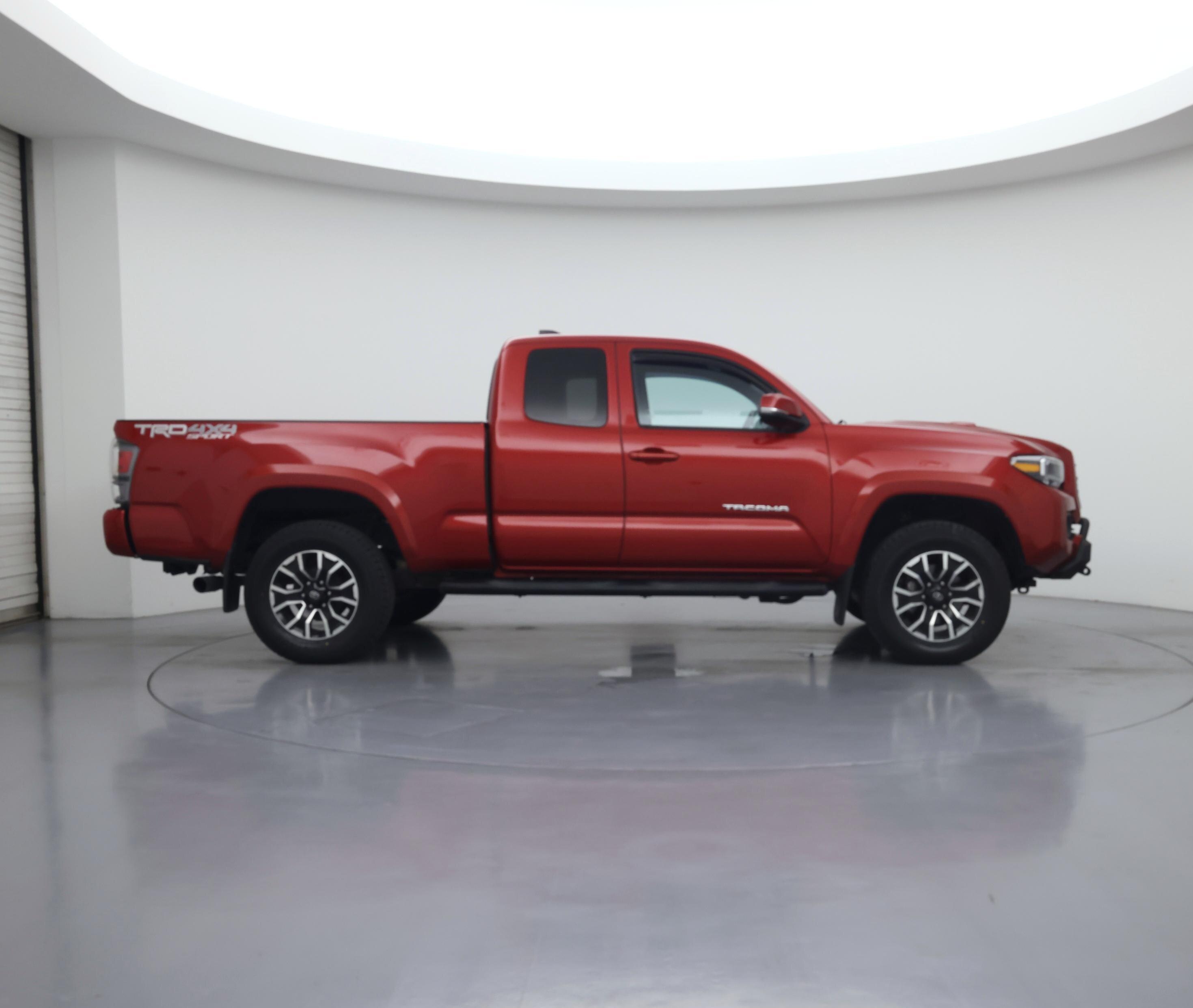 Thumbnail: 2021 Toyota Tacoma - 7