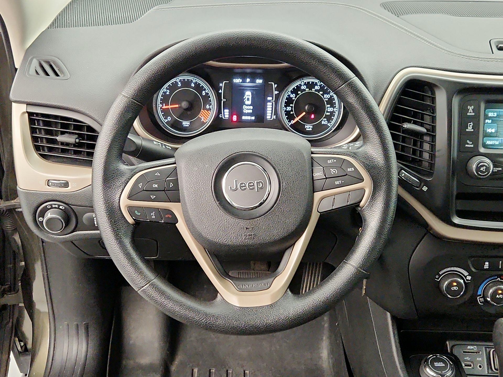 Thumbnail: 2014 Jeep Cherokee - 10