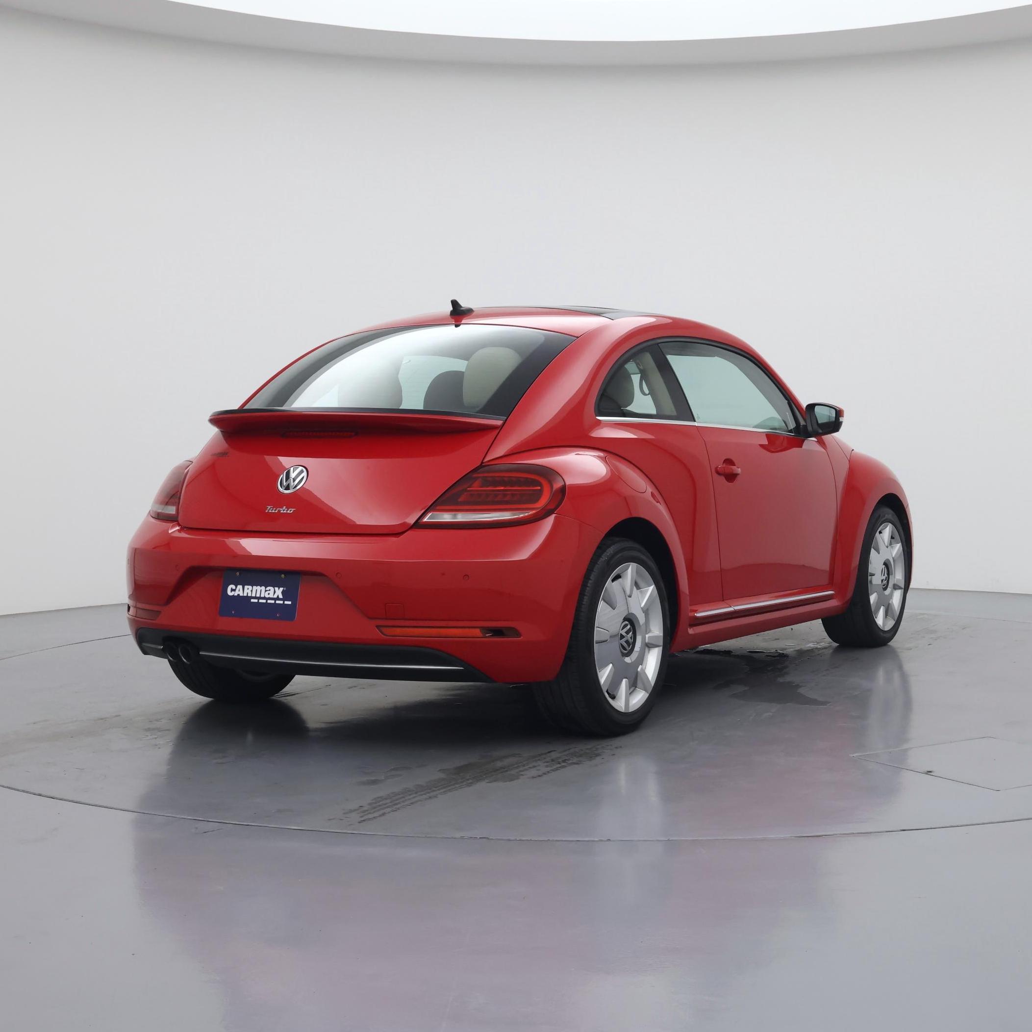 Thumbnail: 2019 Volkswagen Beetle - 8