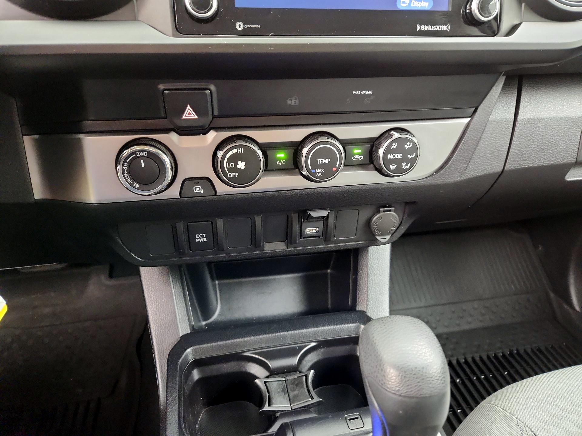 Thumbnail: 2020 Toyota Tacoma - 16