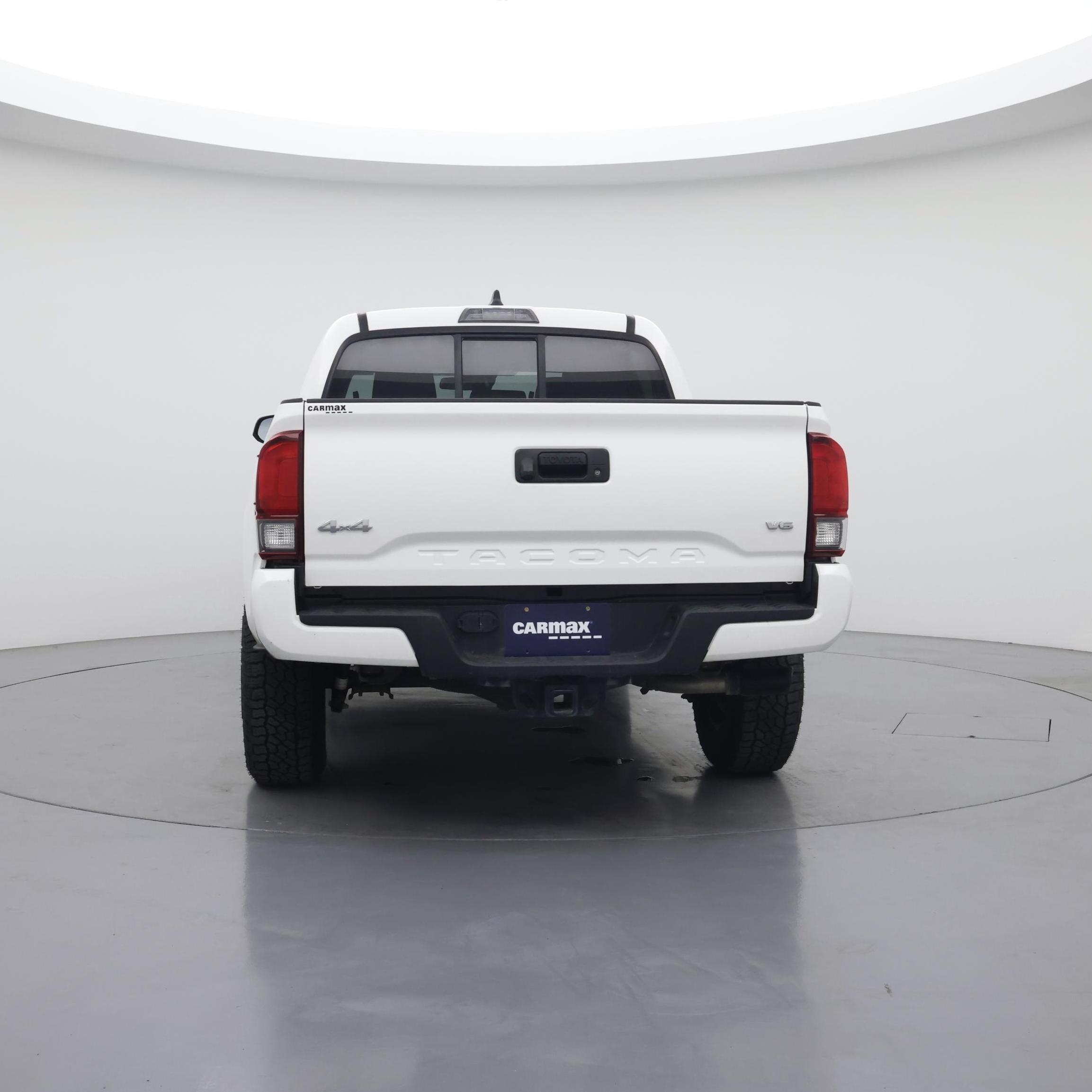 Thumbnail: 2020 Toyota Tacoma - 6