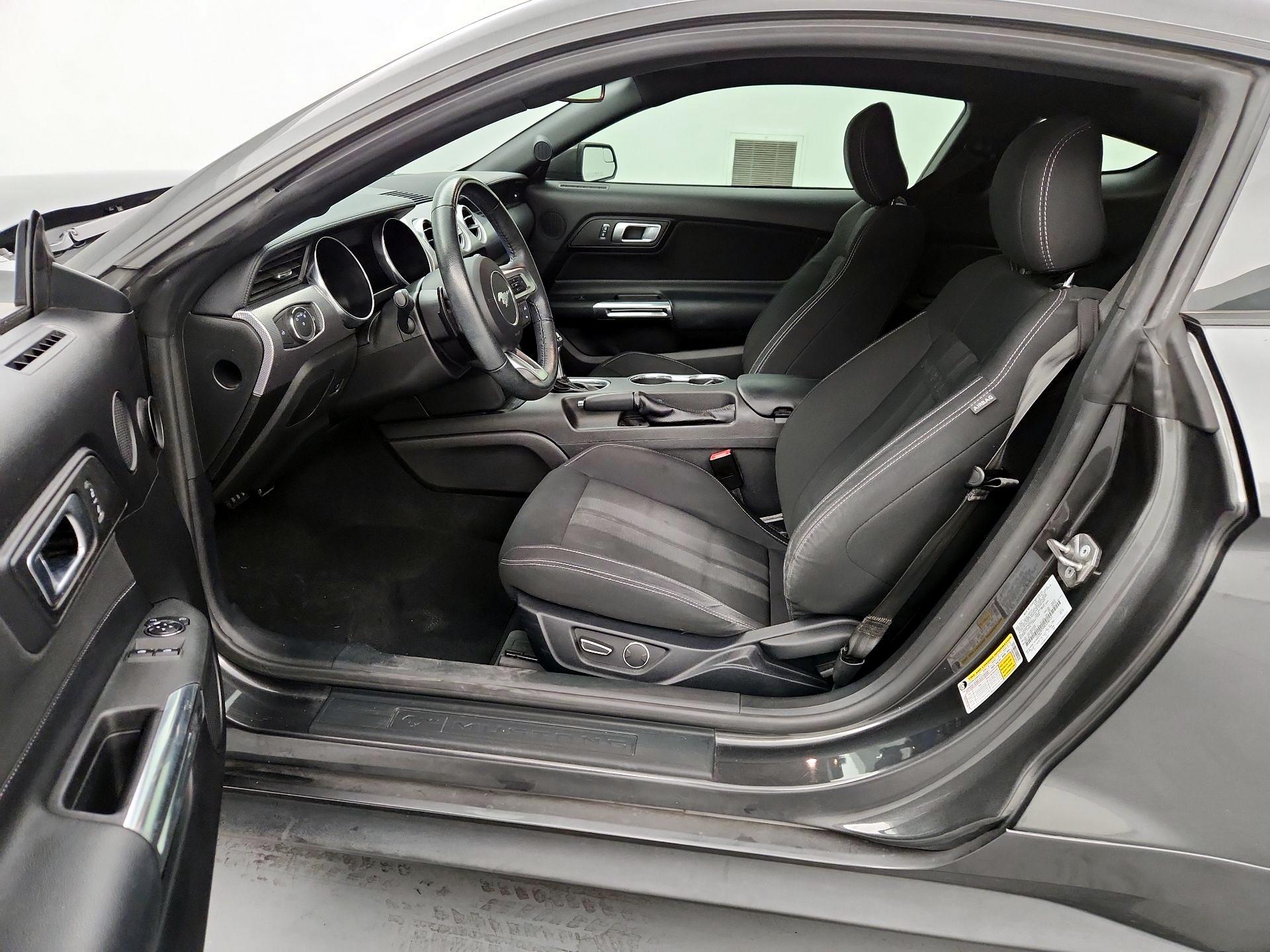 Thumbnail: 2019 Ford Mustang - 11