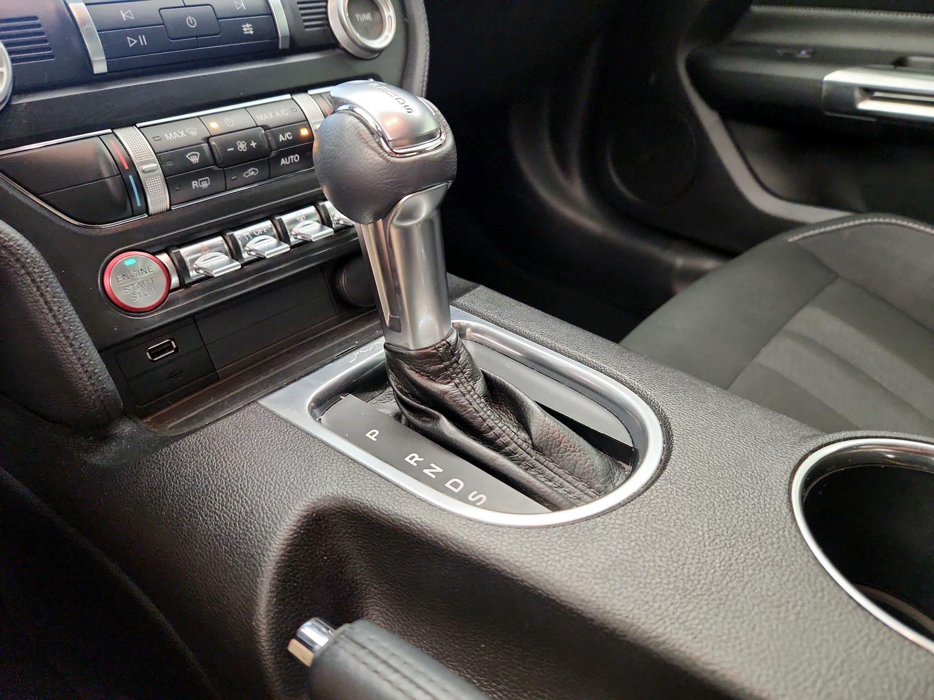Thumbnail: 2019 Ford Mustang - 17