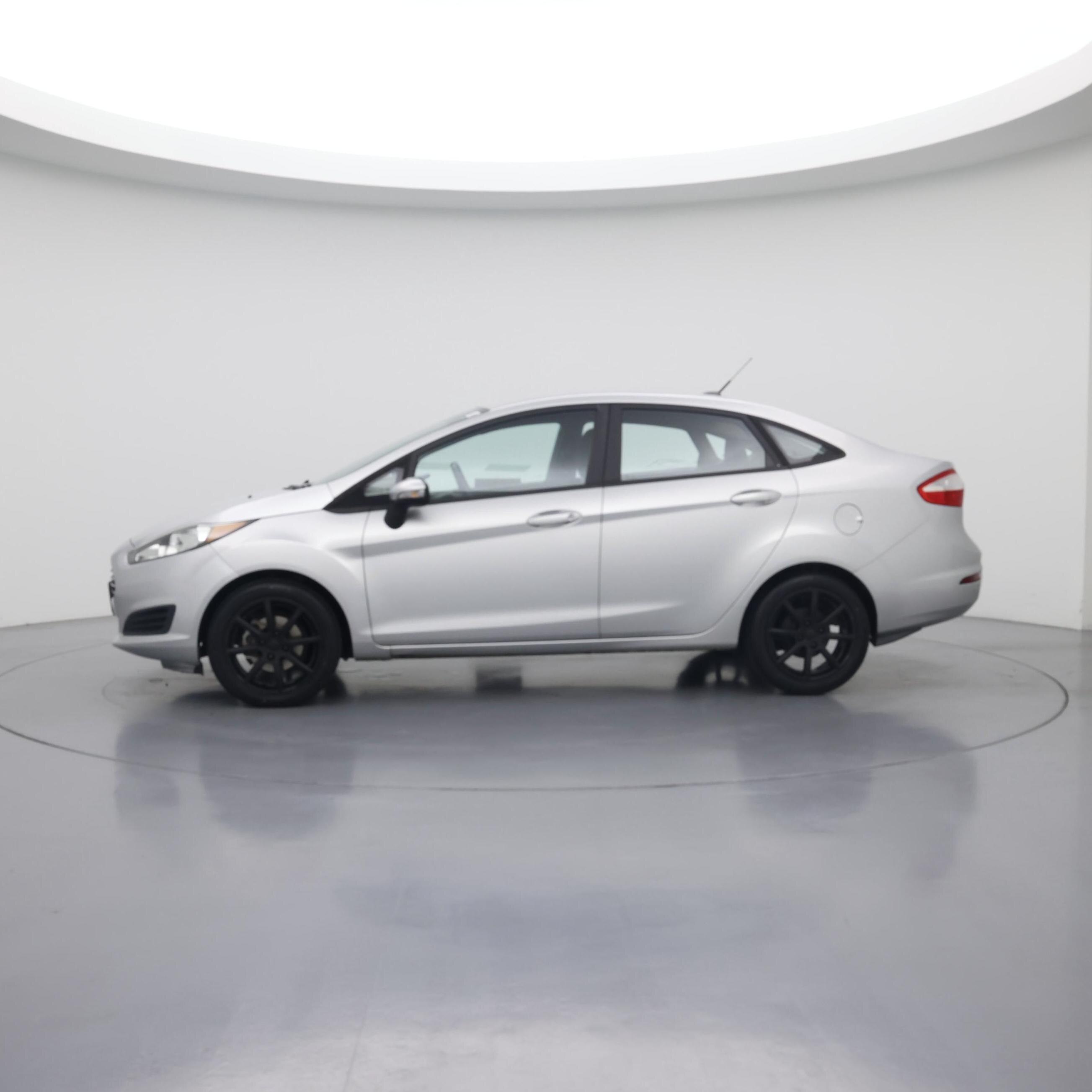 Thumbnail: 2015 Ford Fiesta - 3