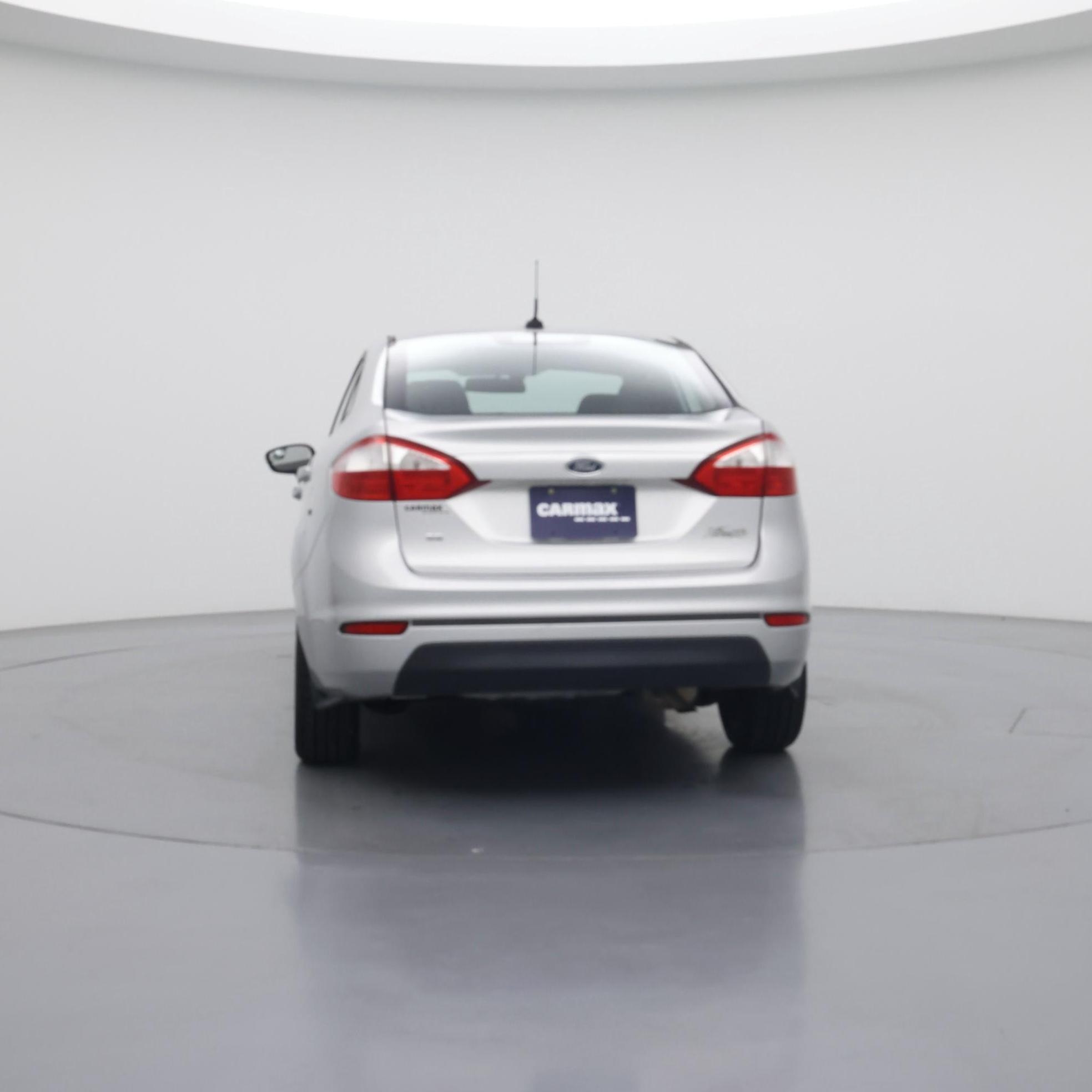 Thumbnail: 2015 Ford Fiesta - 6