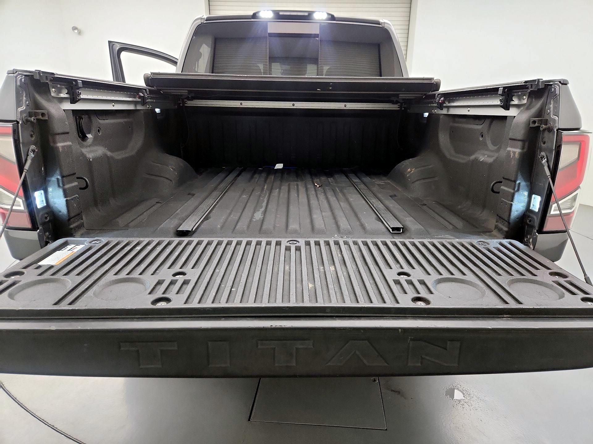 Thumbnail: 2021 Nissan Titan - 20
