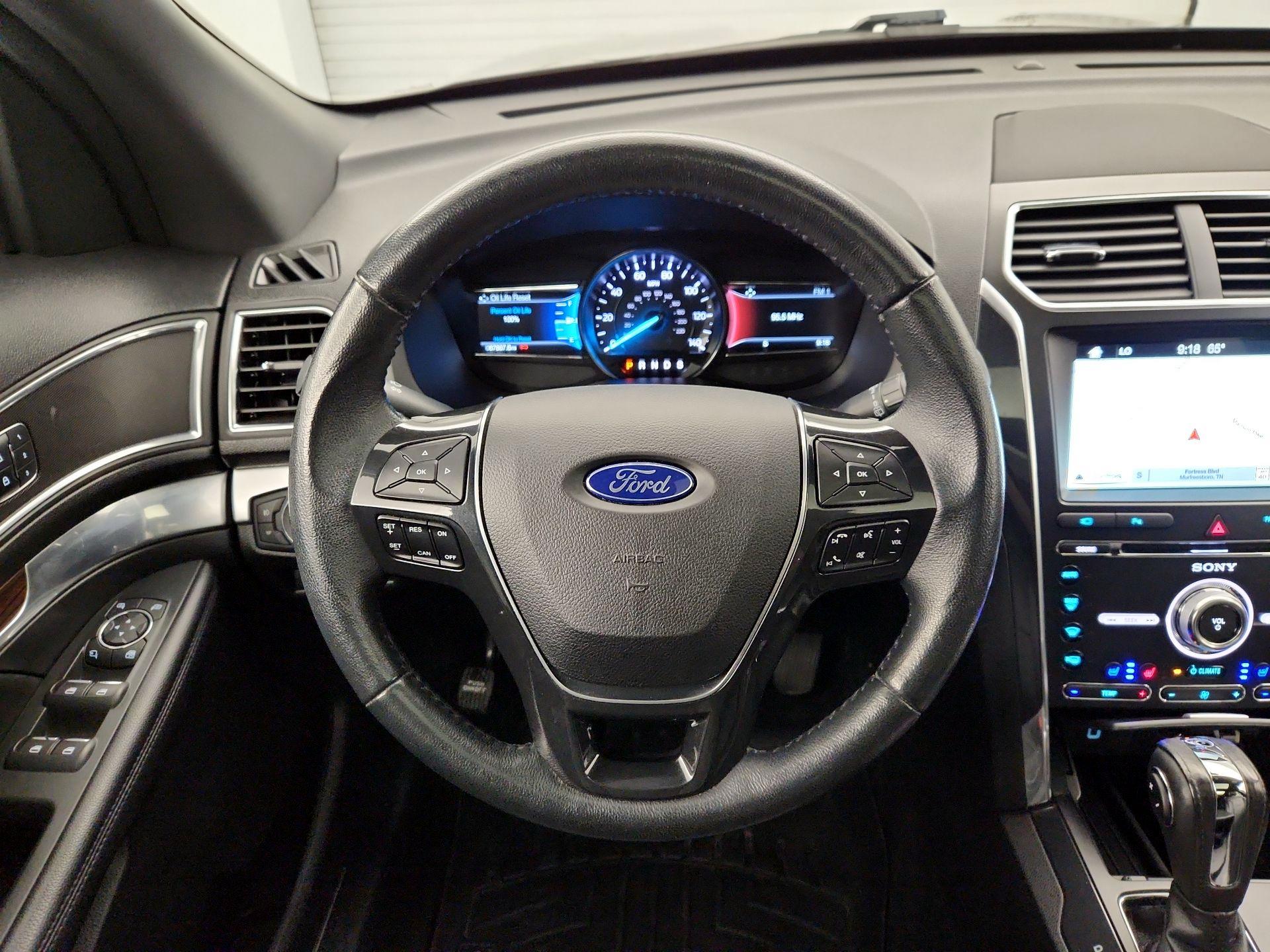 Thumbnail: 2018 Ford Explorer - 10