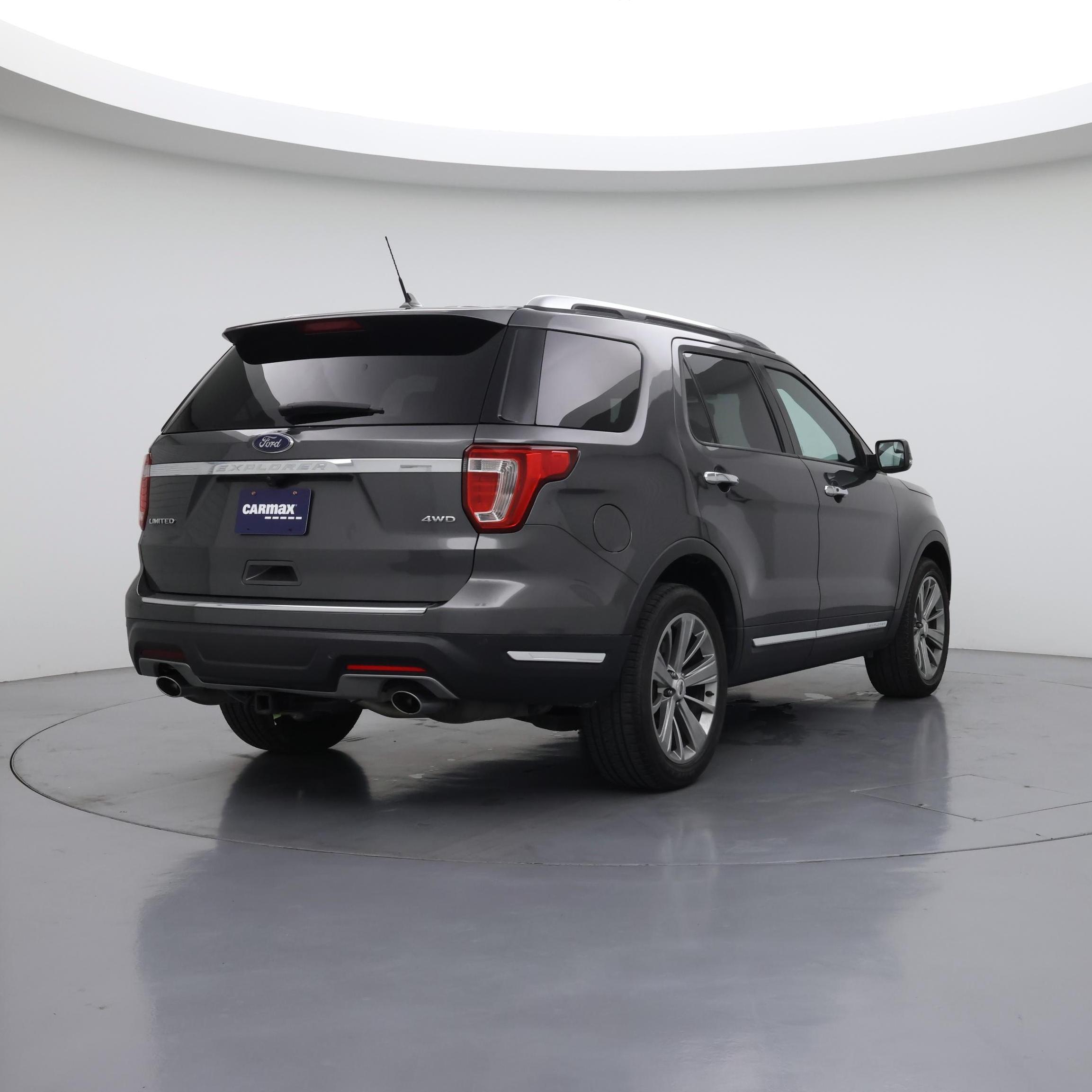 Thumbnail: 2018 Ford Explorer - 8