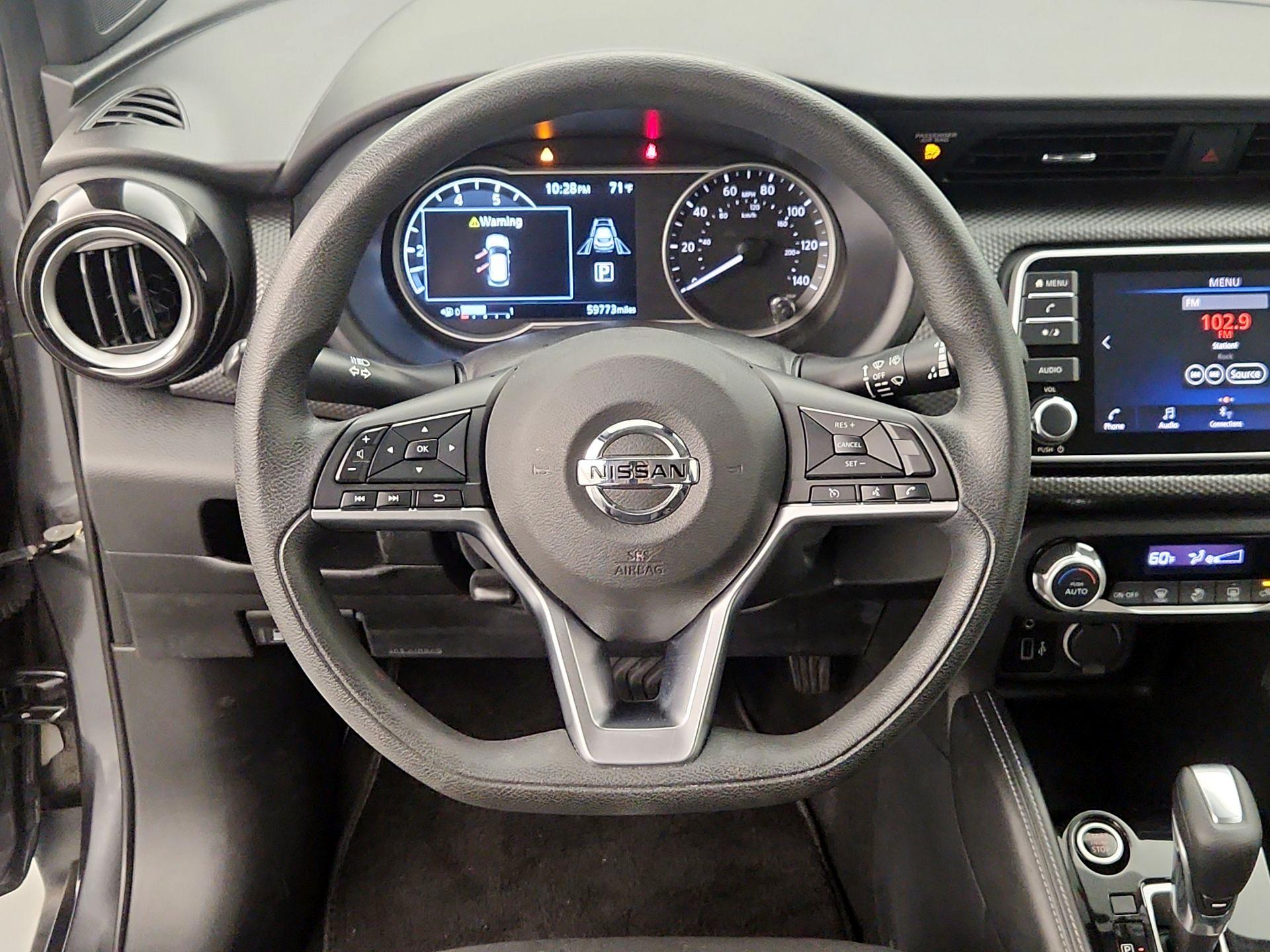 Thumbnail: 2020 Nissan Kicks - 10