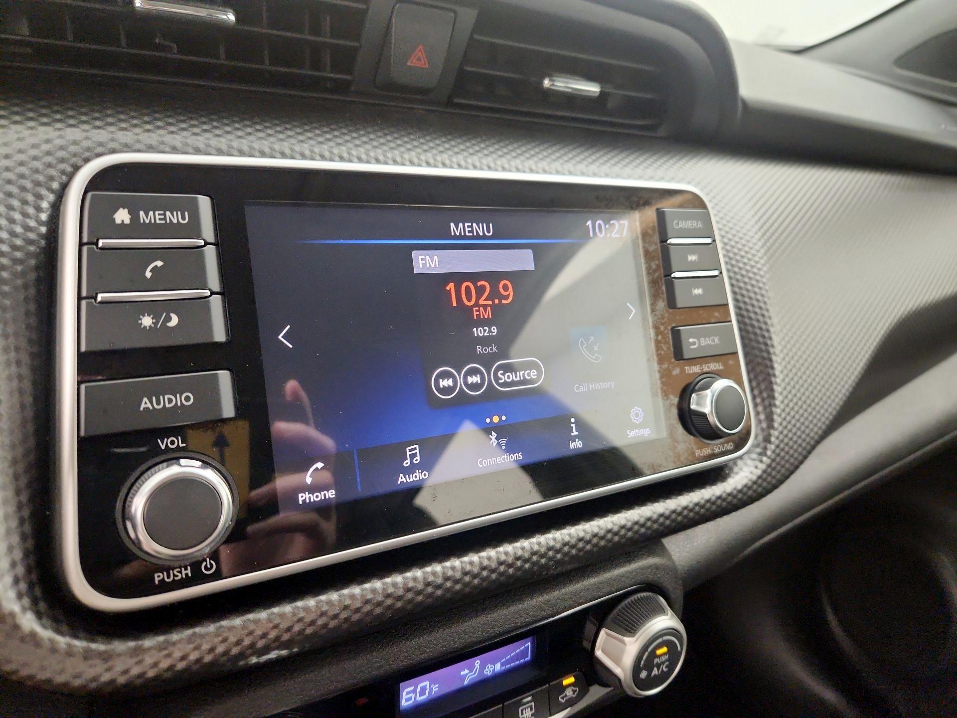 Thumbnail: 2020 Nissan Kicks - 14
