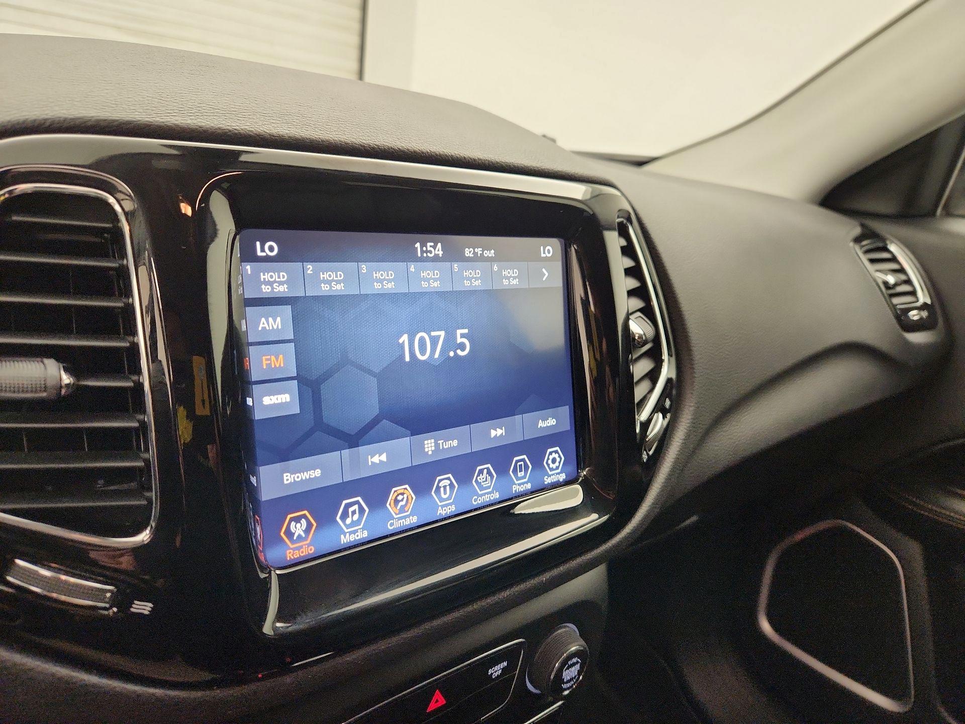 Thumbnail: 2018 Jeep Compass - 15