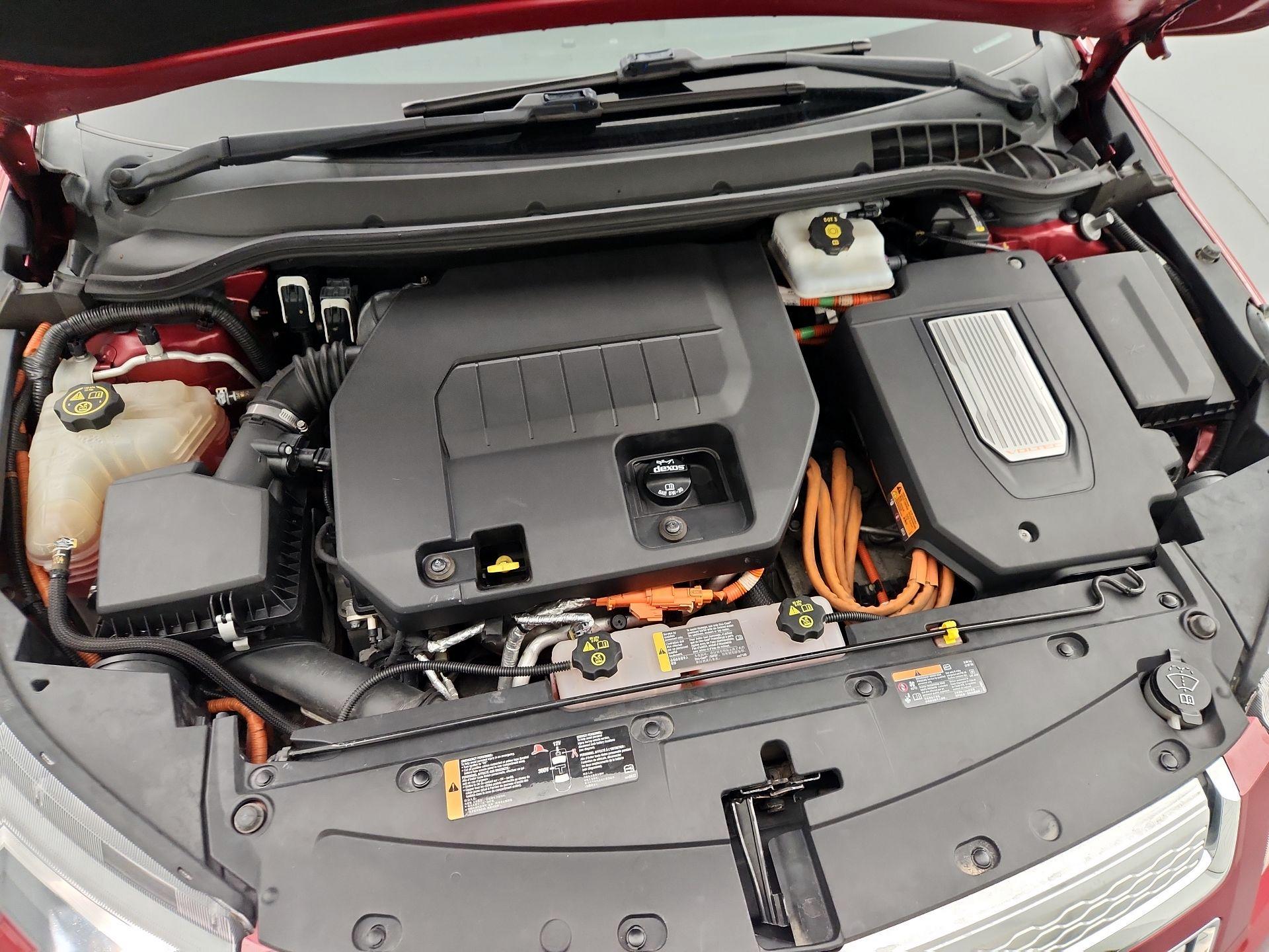 Thumbnail: 2015 Chevrolet Volt - 20