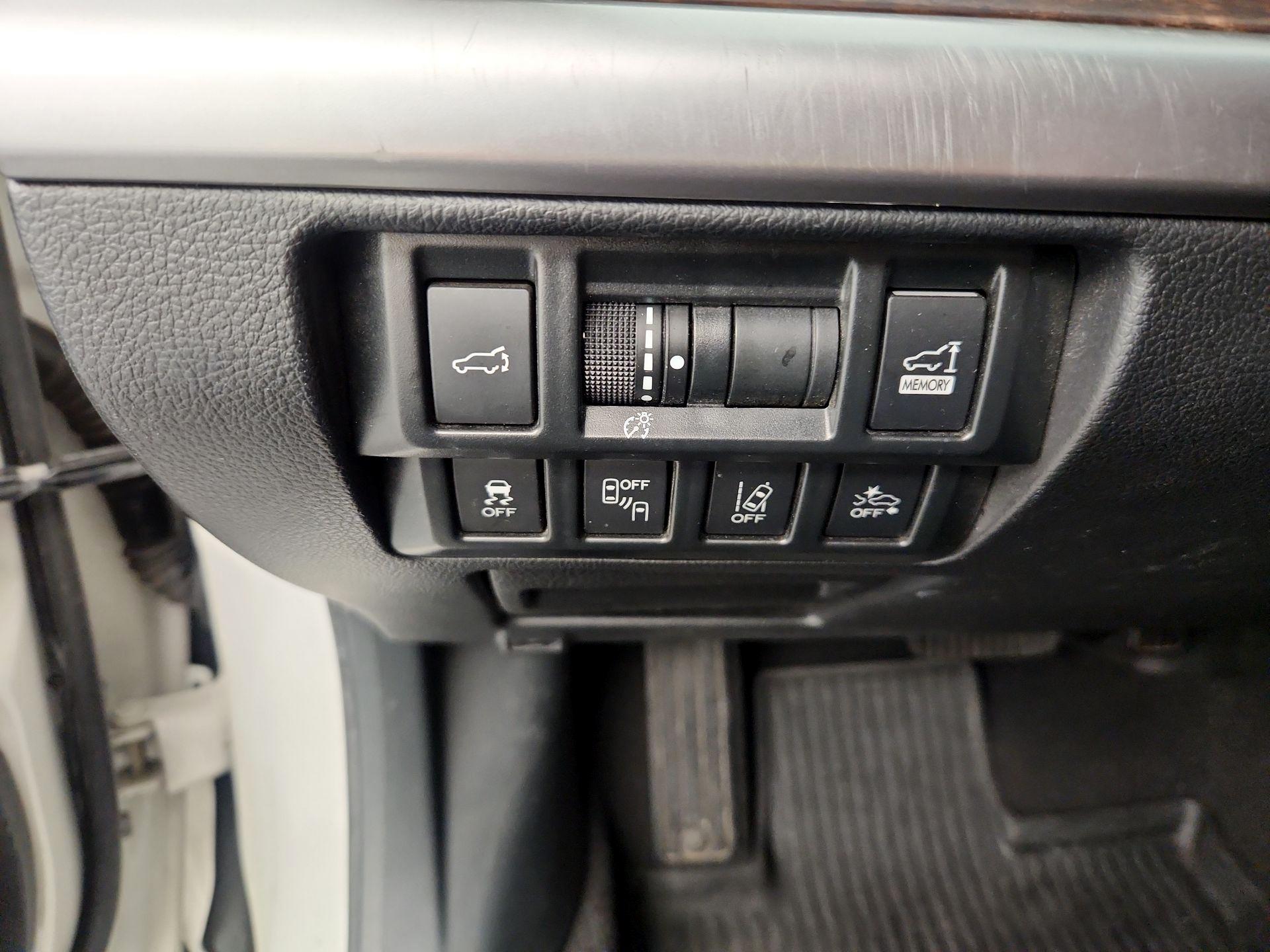 Thumbnail: 2018 Subaru Outback - 13