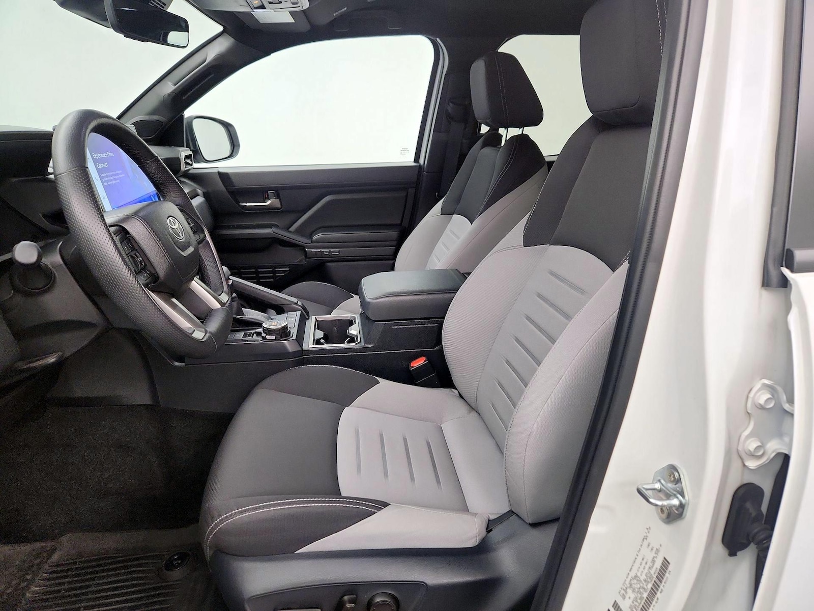 2025 Toyota Tacoma TRD Off Road - Photo 12