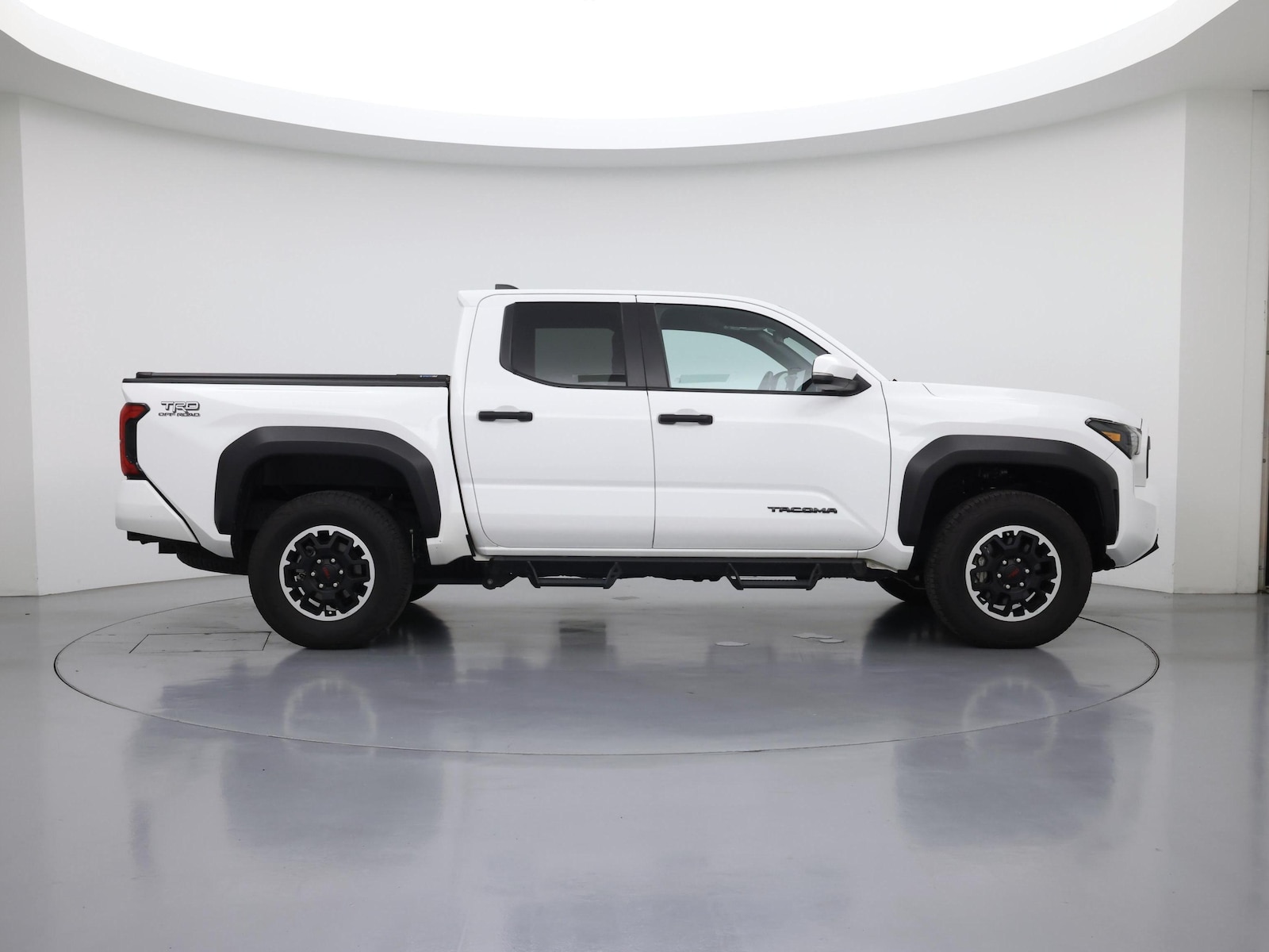 2025 Toyota Tacoma TRD Off Road - Photo 8