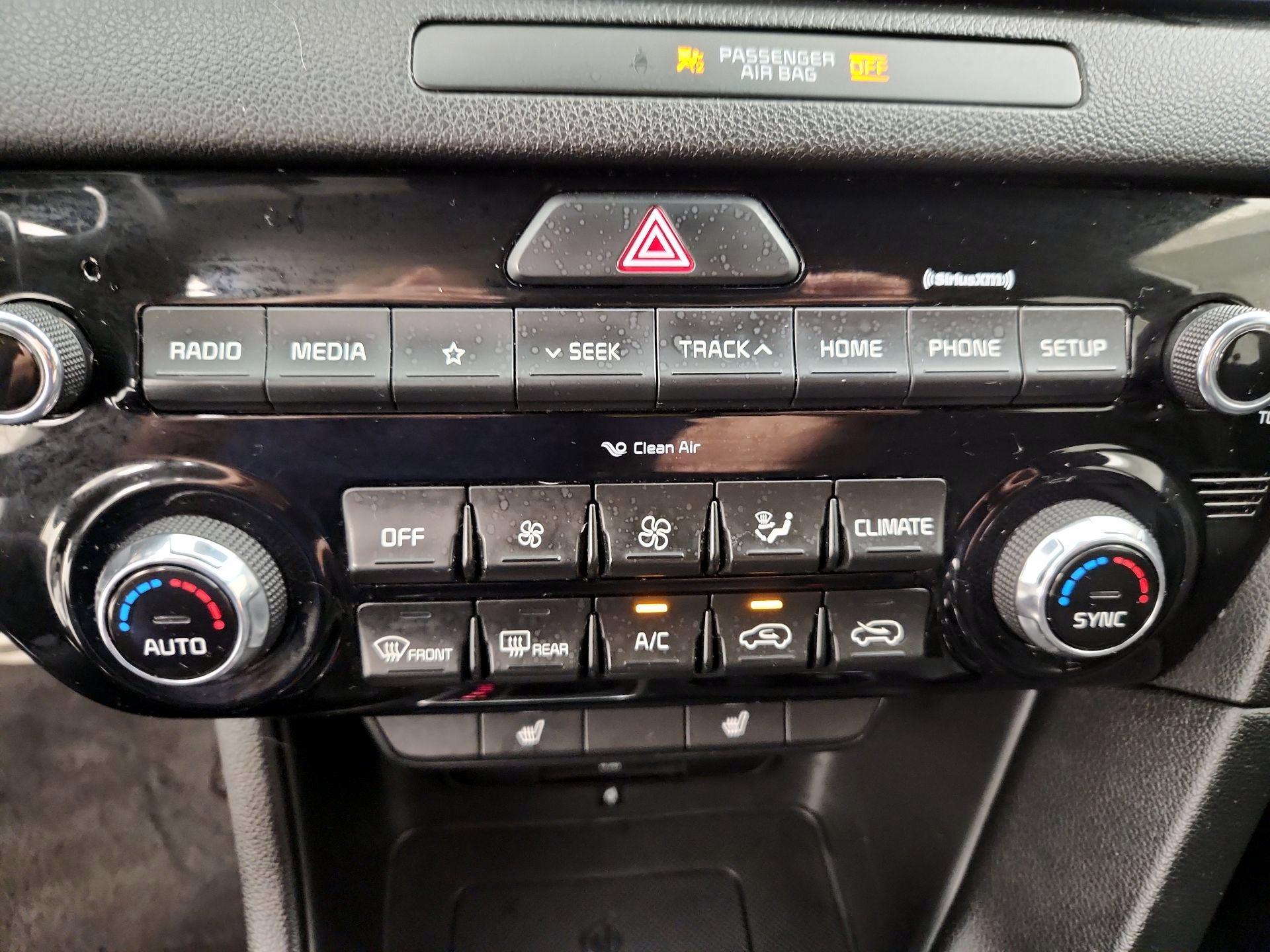 Thumbnail: 2021 Kia Sportage - 16