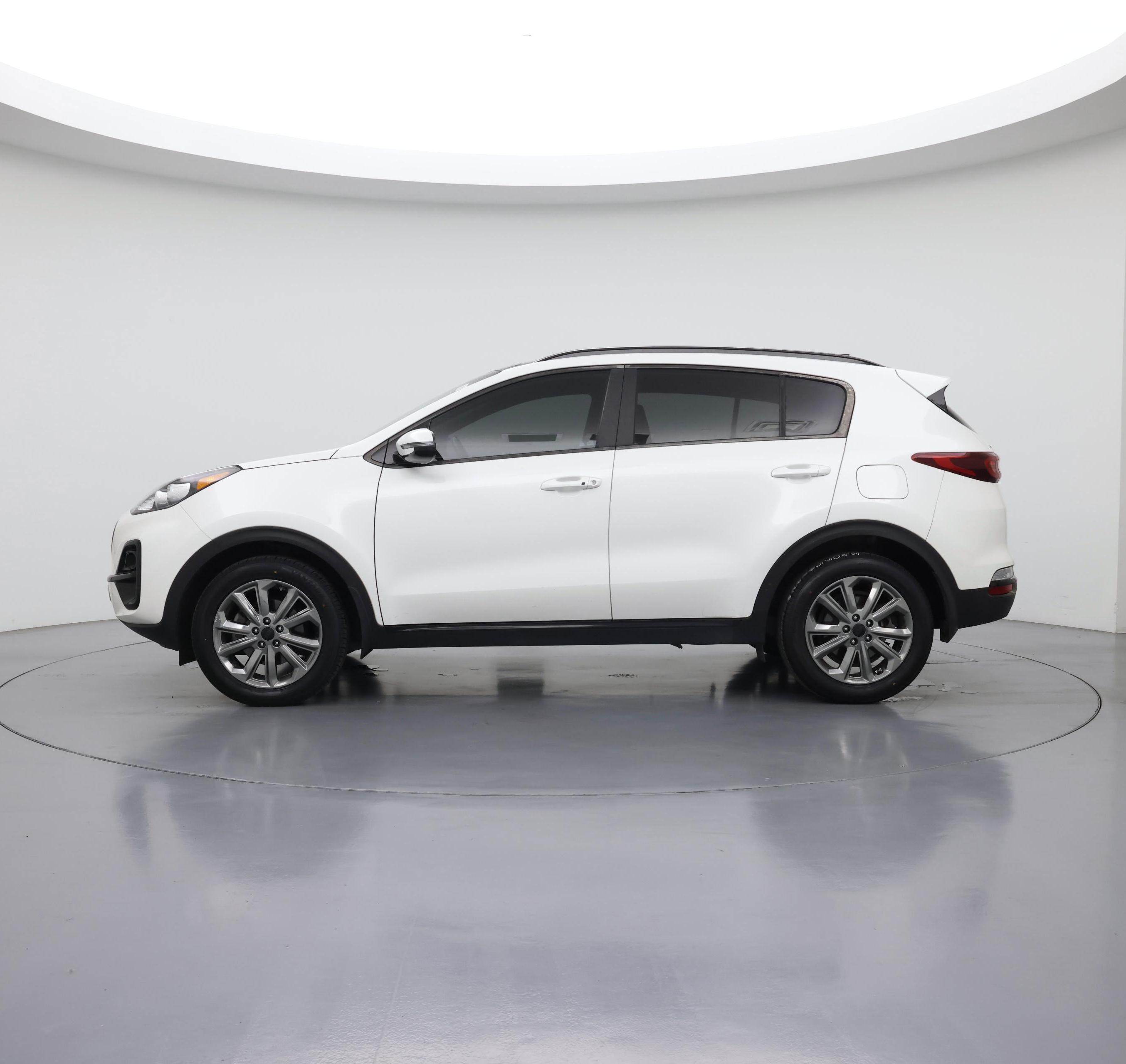 Thumbnail: 2021 Kia Sportage - 3