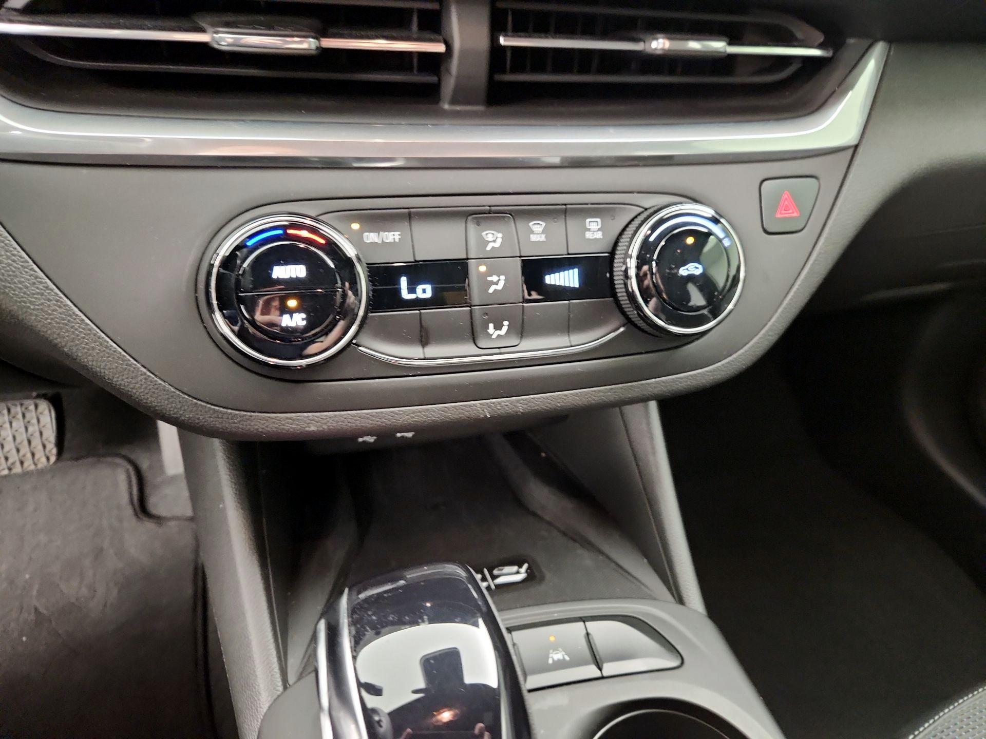 Thumbnail: 2024 Buick Envista - 16