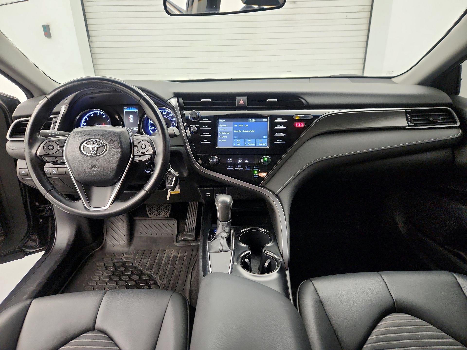 Thumbnail: 2019 Toyota Camry - 9