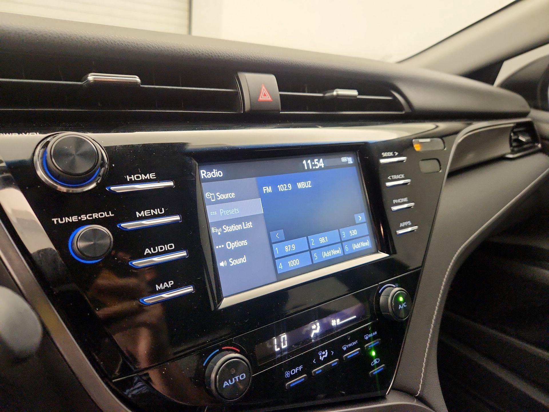 Thumbnail: 2019 Toyota Camry - 15